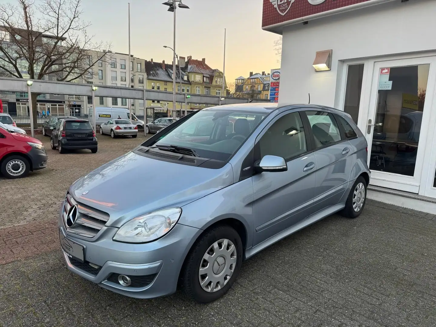 Mercedes-Benz B 170 BlueEfficiency Blau - 2