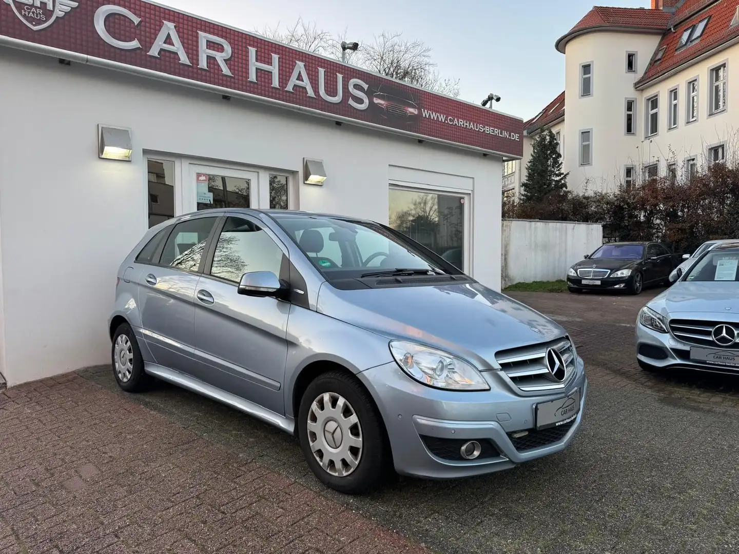 Mercedes-Benz B 170 BlueEfficiency Blau - 1