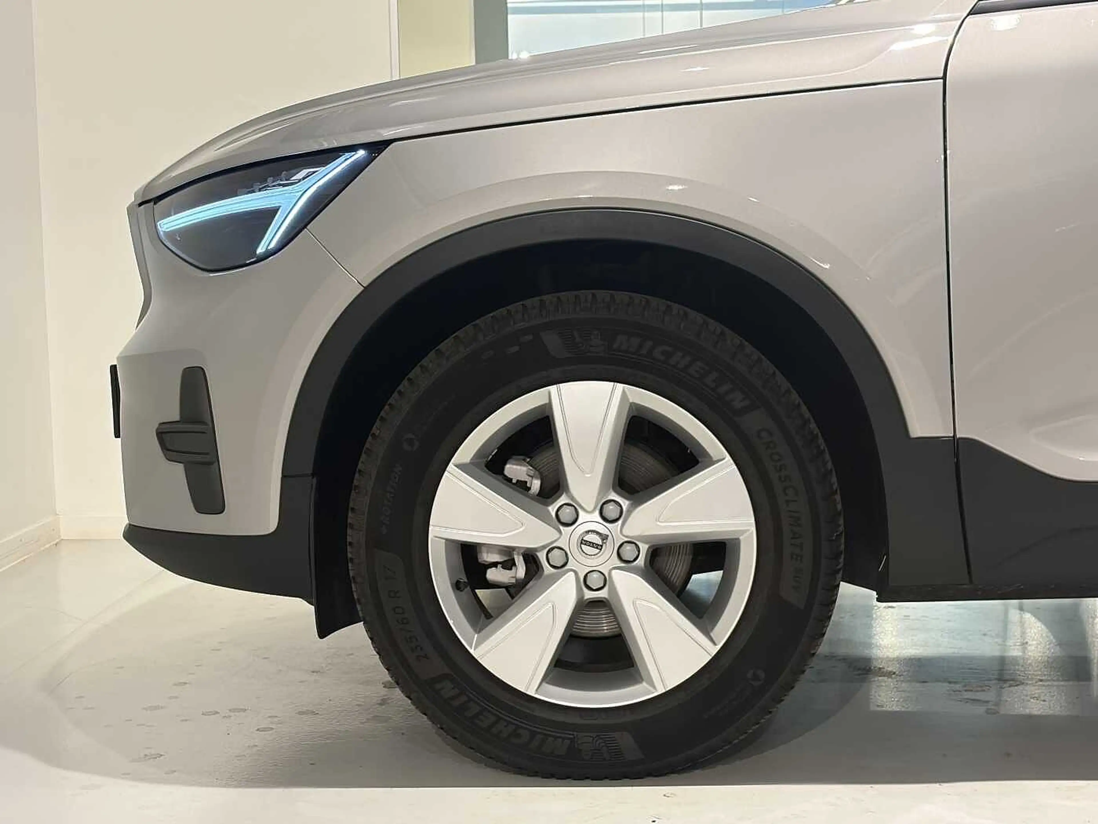 Volvo XC40 T2 Automaat Micro hybrid — photo 3