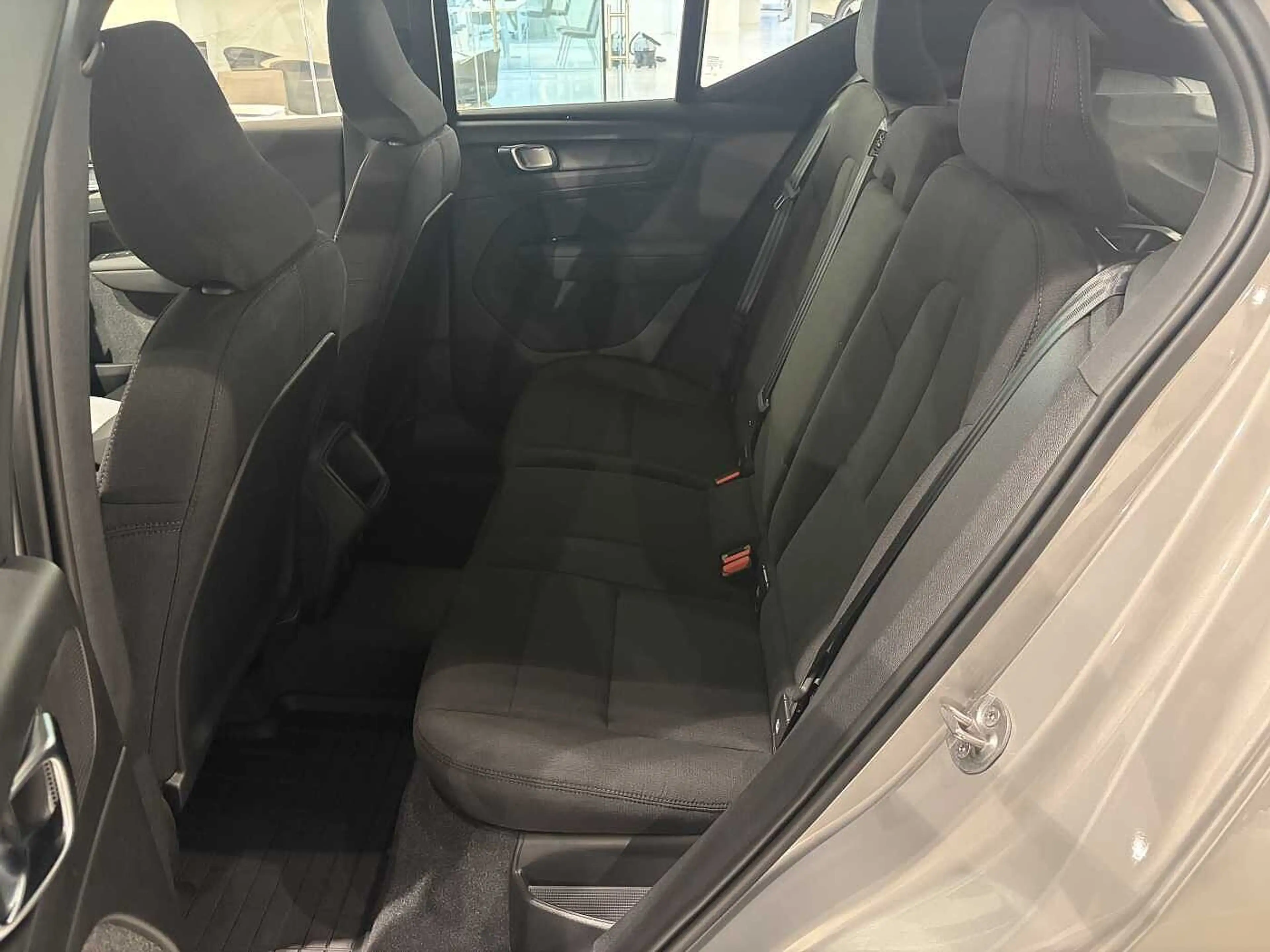 Volvo XC40 T2 Automaat Micro hybrid — photo 10