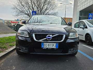 V50 2.0 d3 R-design 150cv geartronic