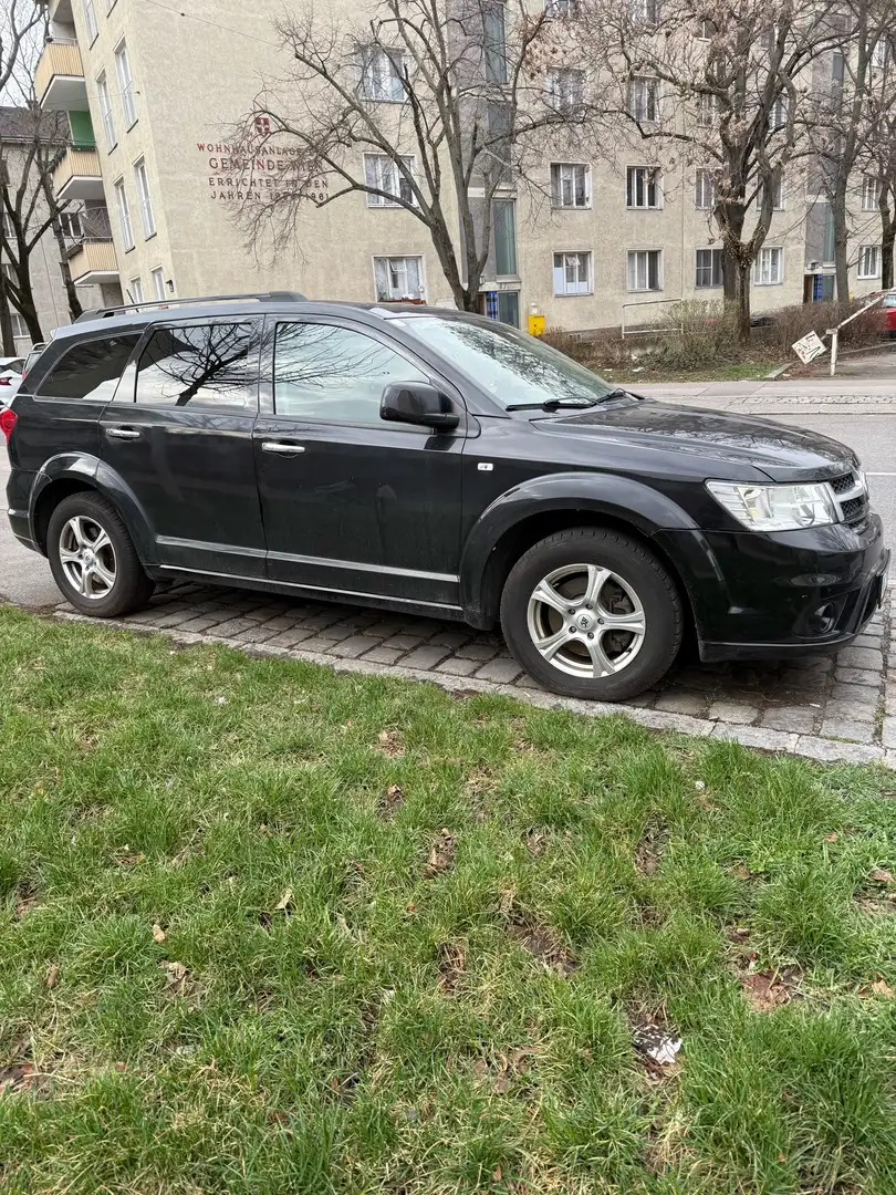 Fiat Freemont 2.0 Multijet 16V DPF Automatik Allrad Lounge - 2