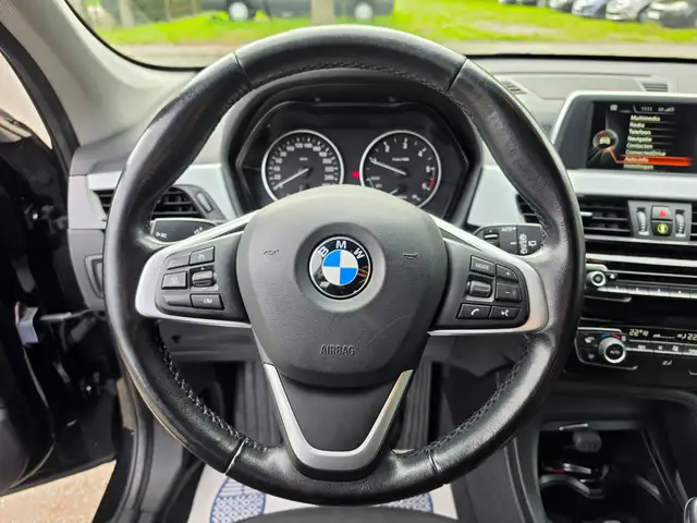 BMW X1 view 11