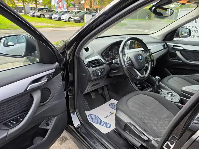 BMW X1 view 7