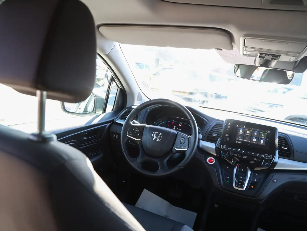 Honda Odyssey снимка Honda Odyssey