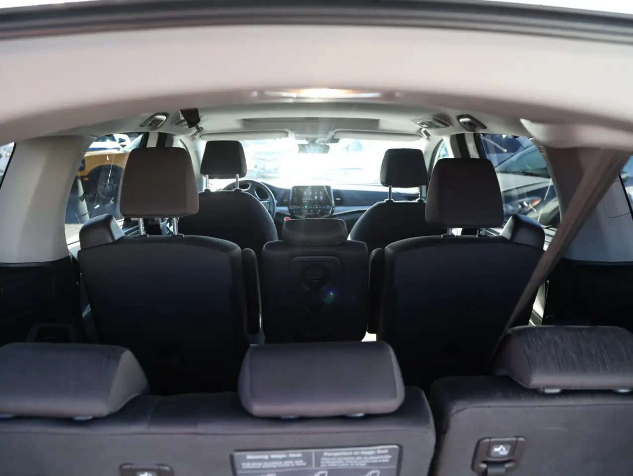 Honda Odyssey снимка Honda Odyssey