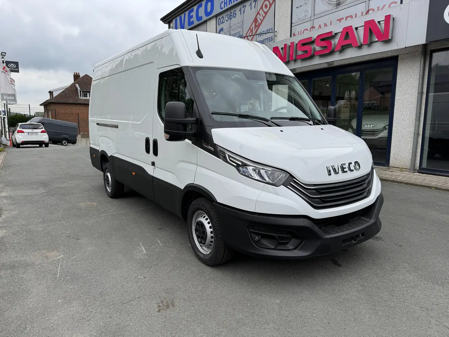Iveco Daily 35S18HA8V Wit - 2
