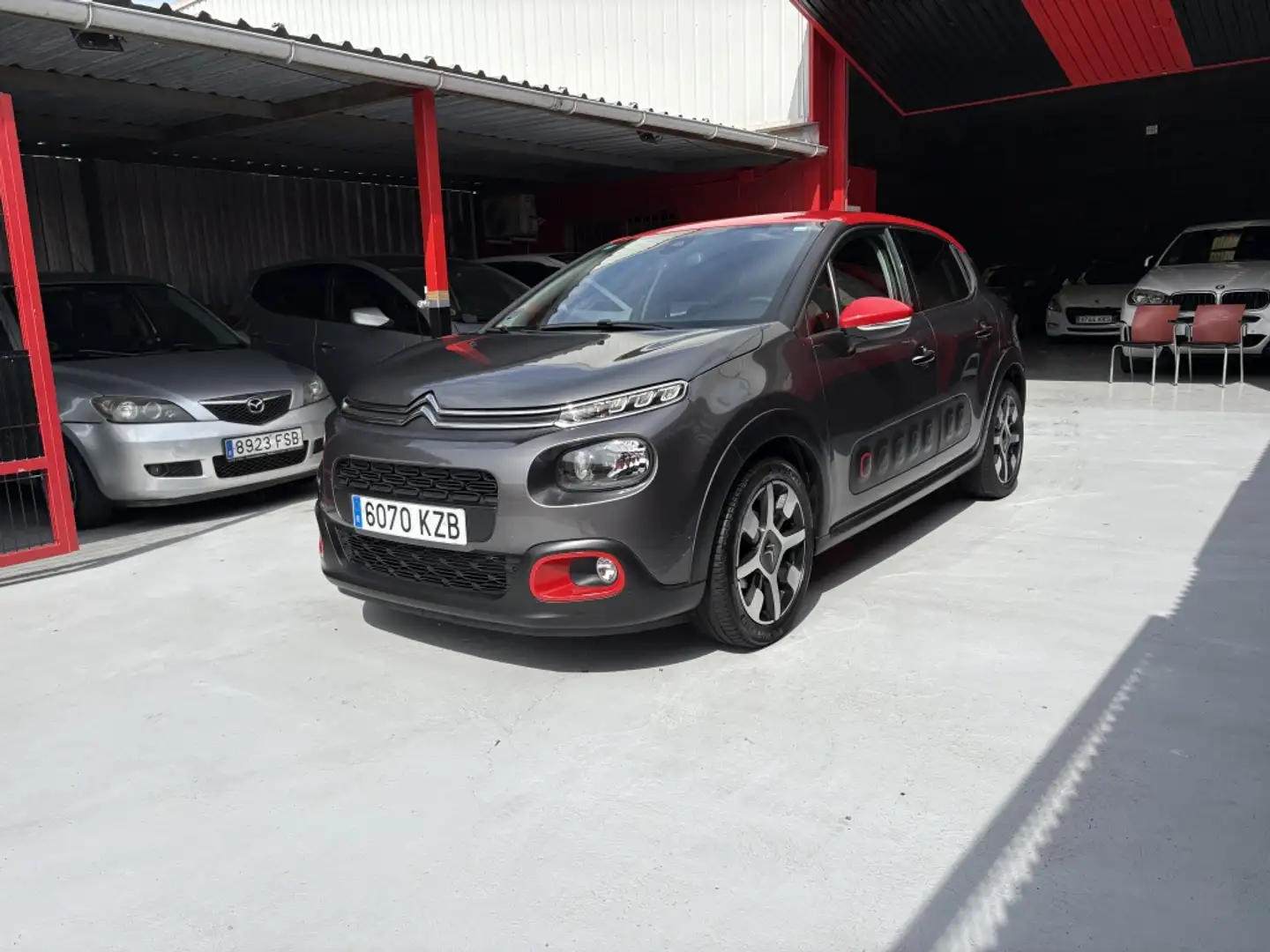 Citroen C3 1.2 PureTech S&S Shine 83 Gris - 2