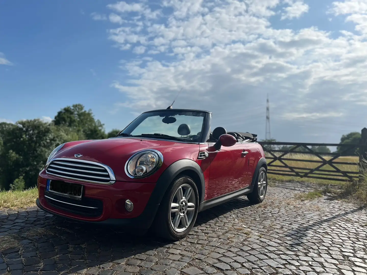 MINI Cooper Cabrio AUTOMATIK WENIG KM TOPZUSTAND Rot - 1
