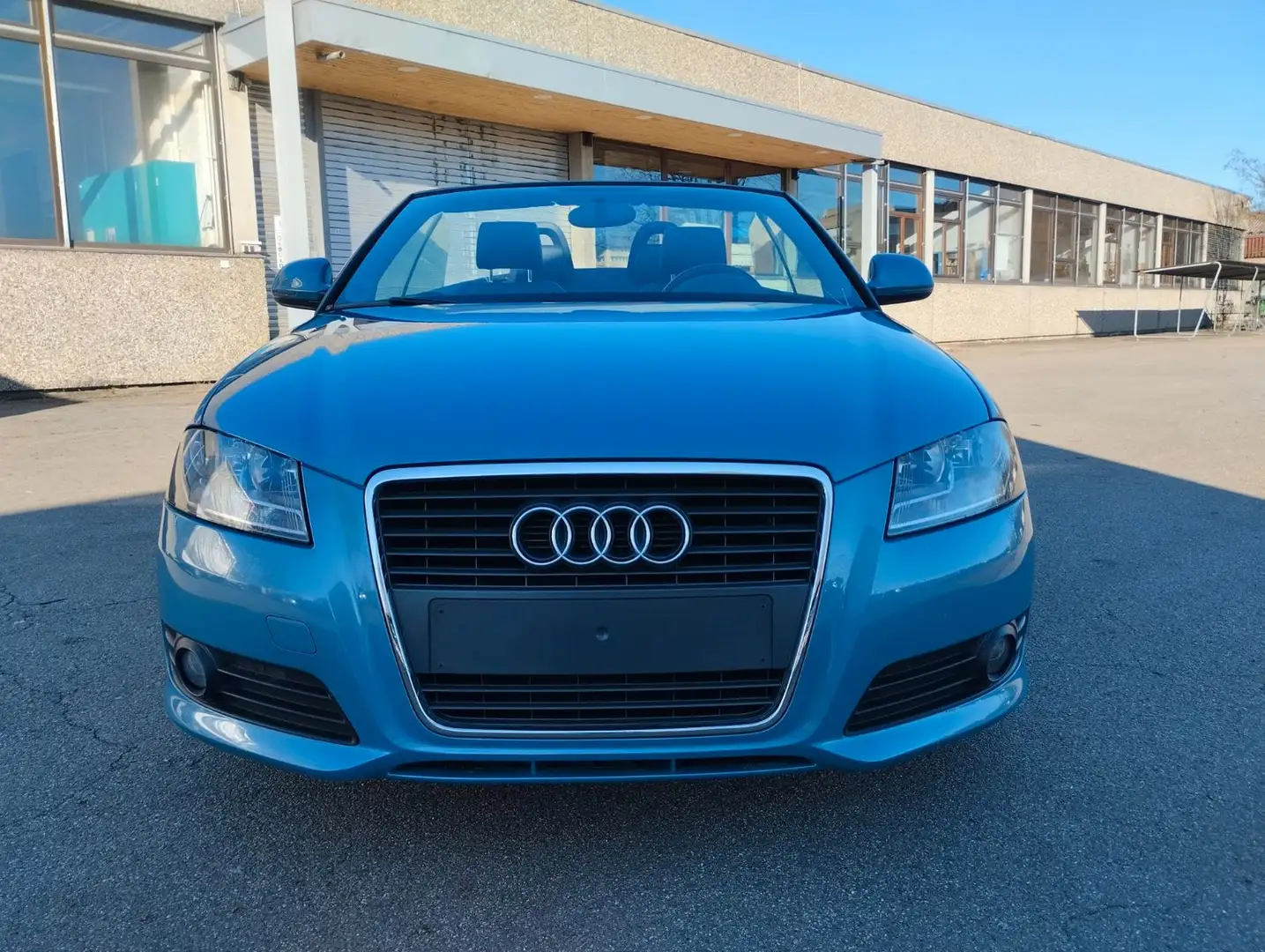 Audi A3 Cabriolet Ambition Blau - 2