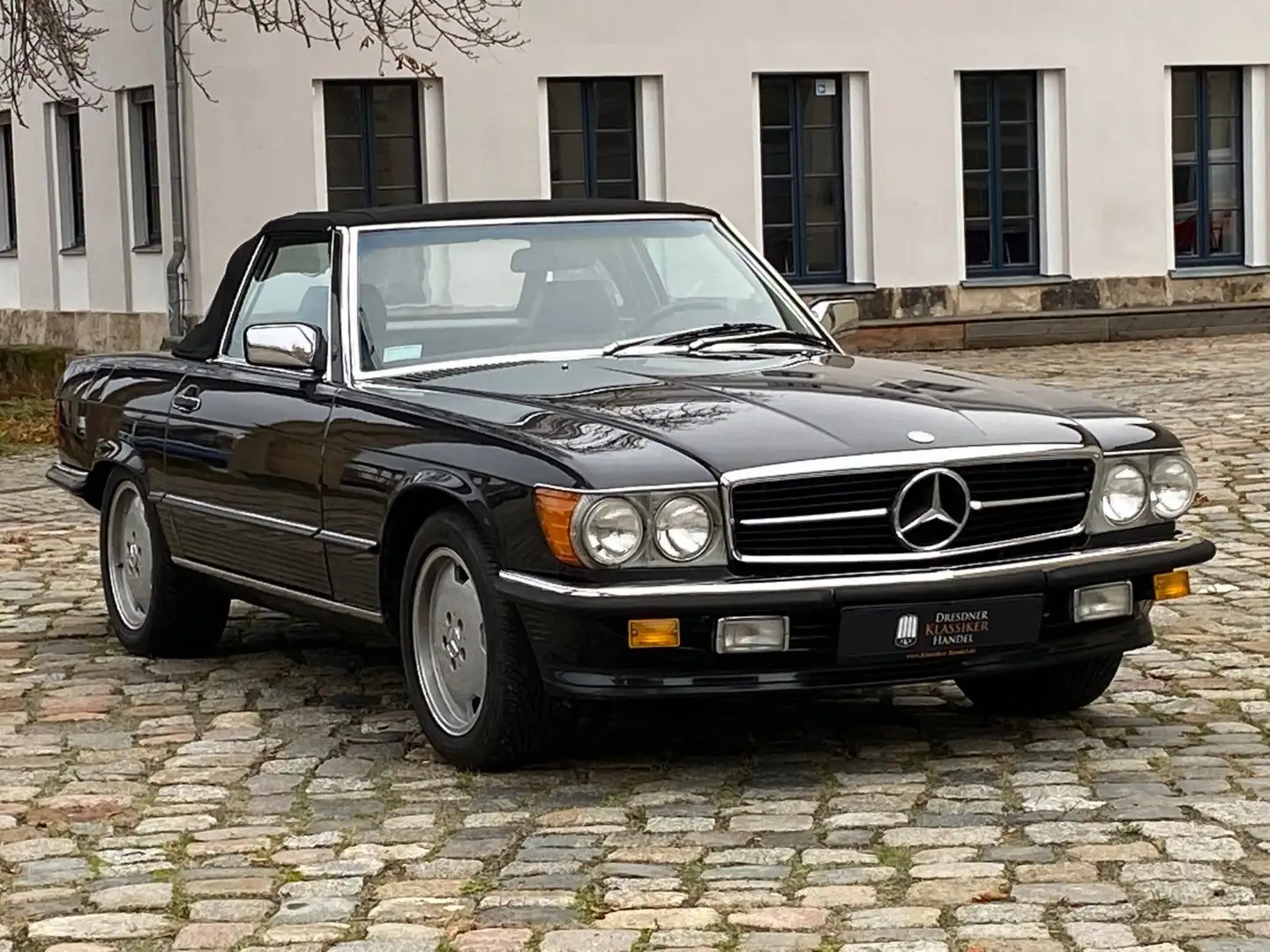 Mercedes-Benz 560 SL, sehr gute Technik, dokumentiert - 2