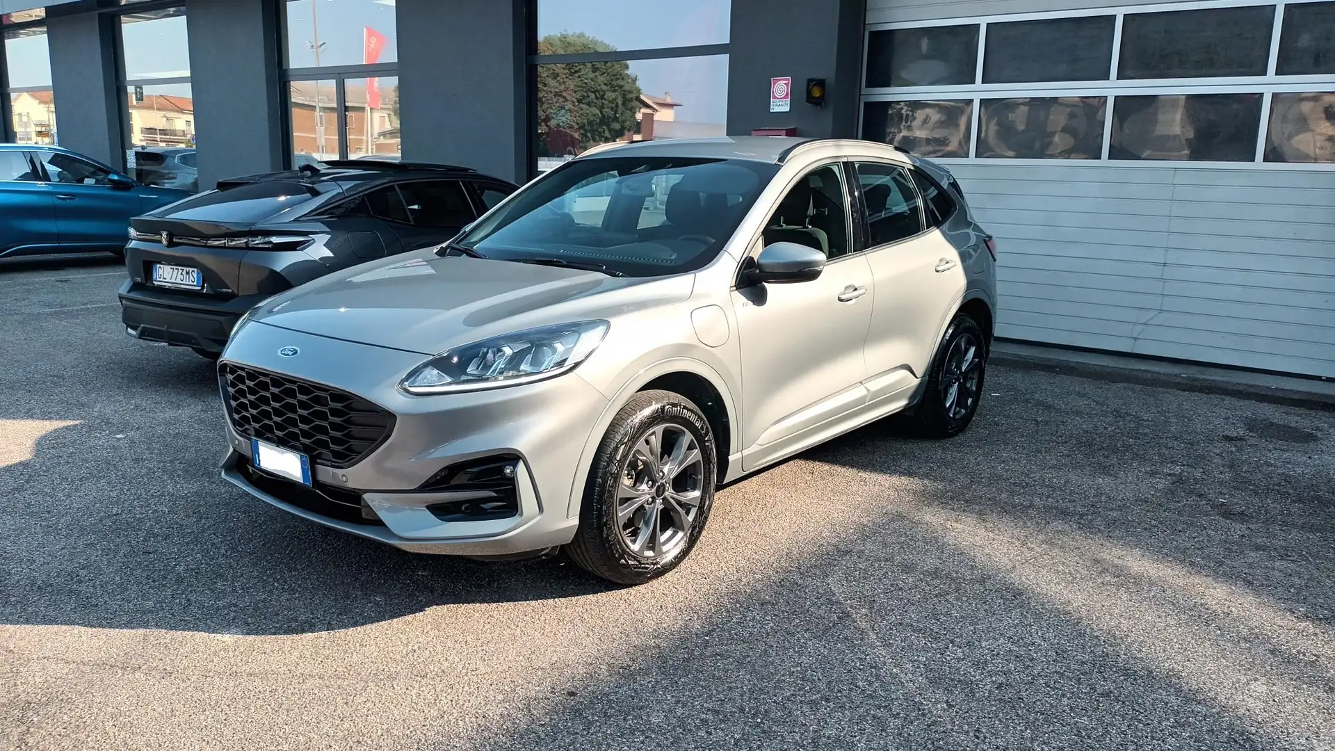 Ford Kuga 2.5 Plug In Hybrid 225 CV CVT 2WD ST-Line Argento - 2