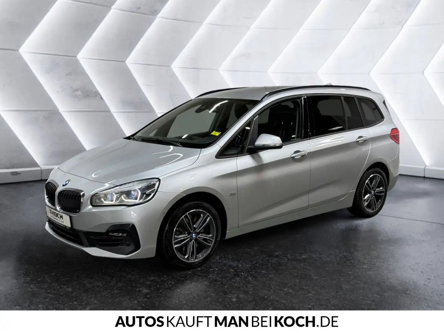 BMW 218 d xDrive Automatik Sport Line LED NAVI KAM SHZ Silber - 2