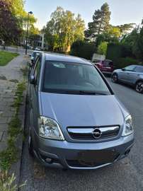 Meriva 1.4i Cosmo