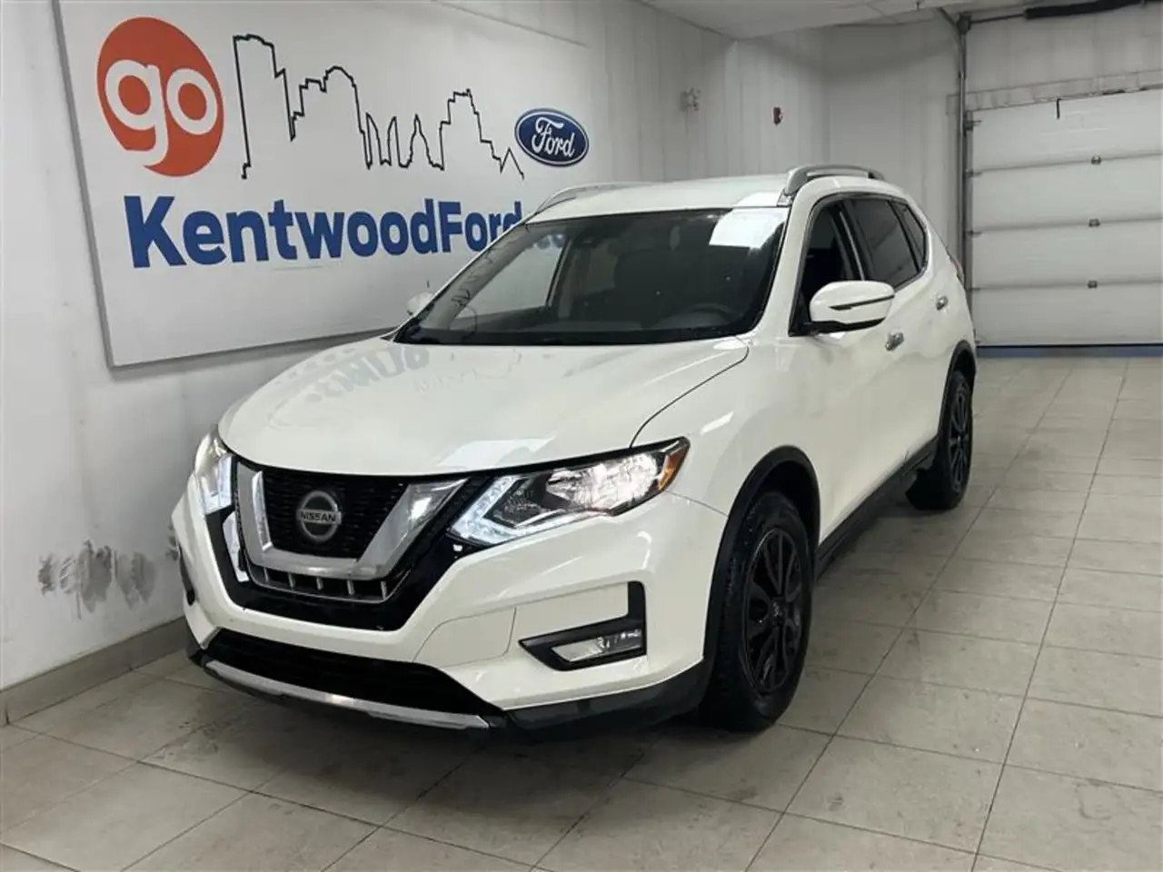 Nissan Rogue fotografie Nissan Rogue
