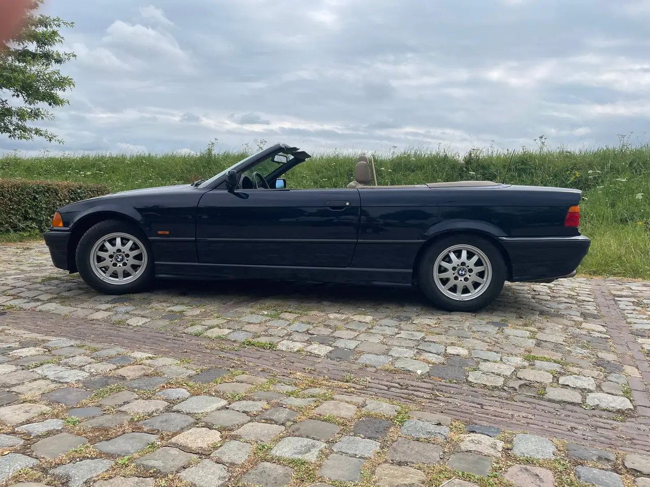 BMW 318 E36 318i Executive, foto 2