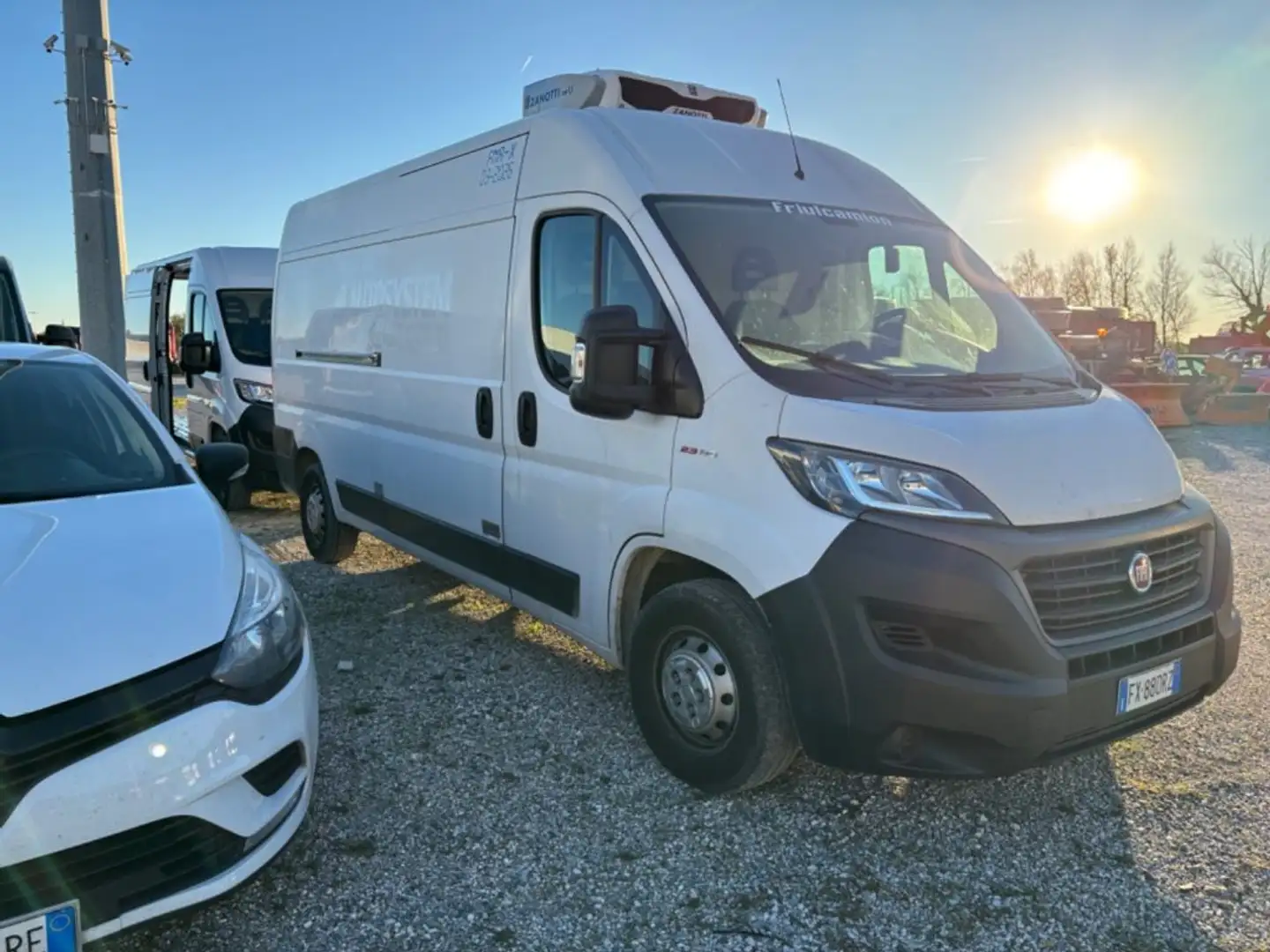 Fiat Ducato 35 2.3 MJT 140CV LH3 FRIGO Weiß - 2