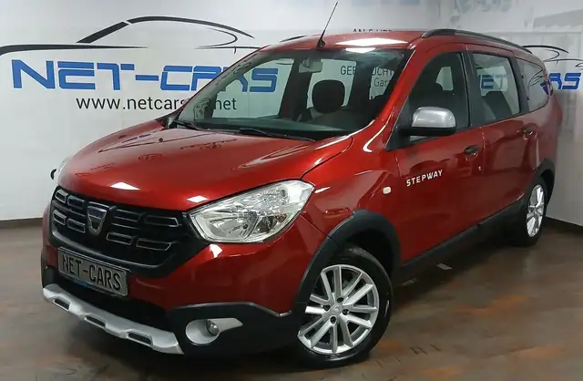 Dacia Lodgy TCe 130 Stepway 7-Sitzer NAVi 1HAND