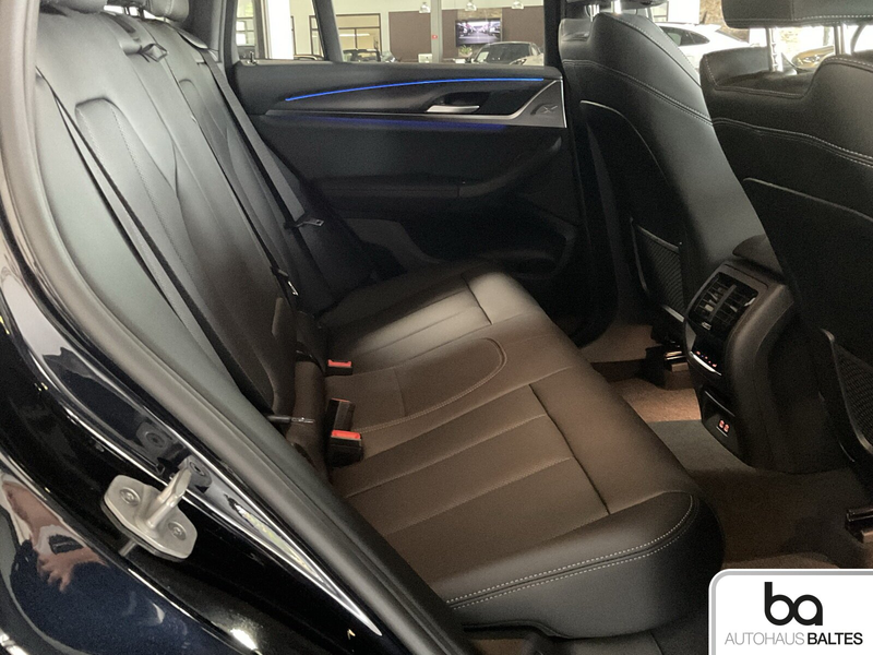 BMW X4 X4 xDrive20d M Sport 20"/Pano/Driv/Park/ACC/AHK — photo 8