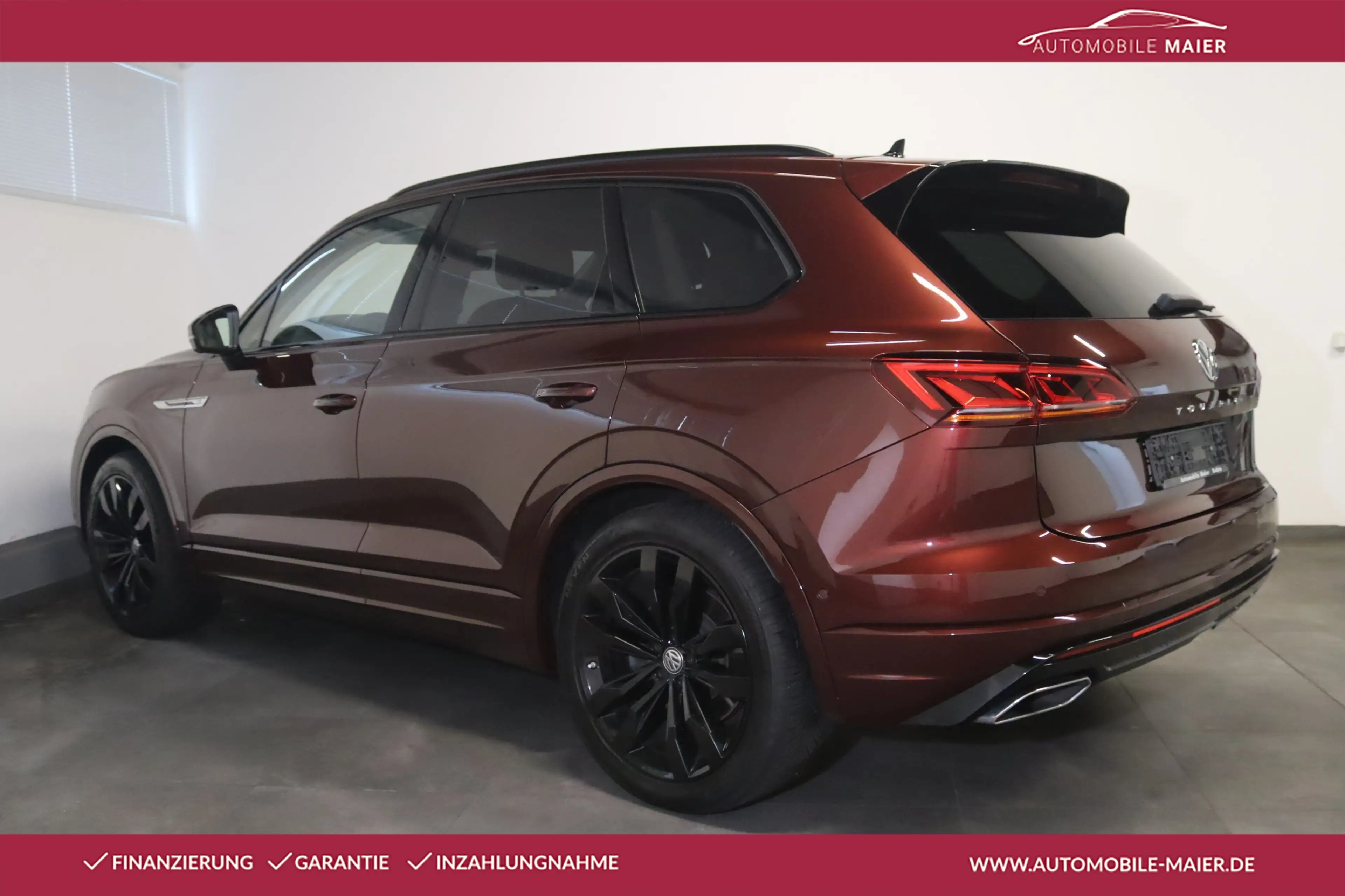 Volkswagen Touareg R Line Black 4M.-PANO-SOFT-LUFT-MATRIX- — photo 3