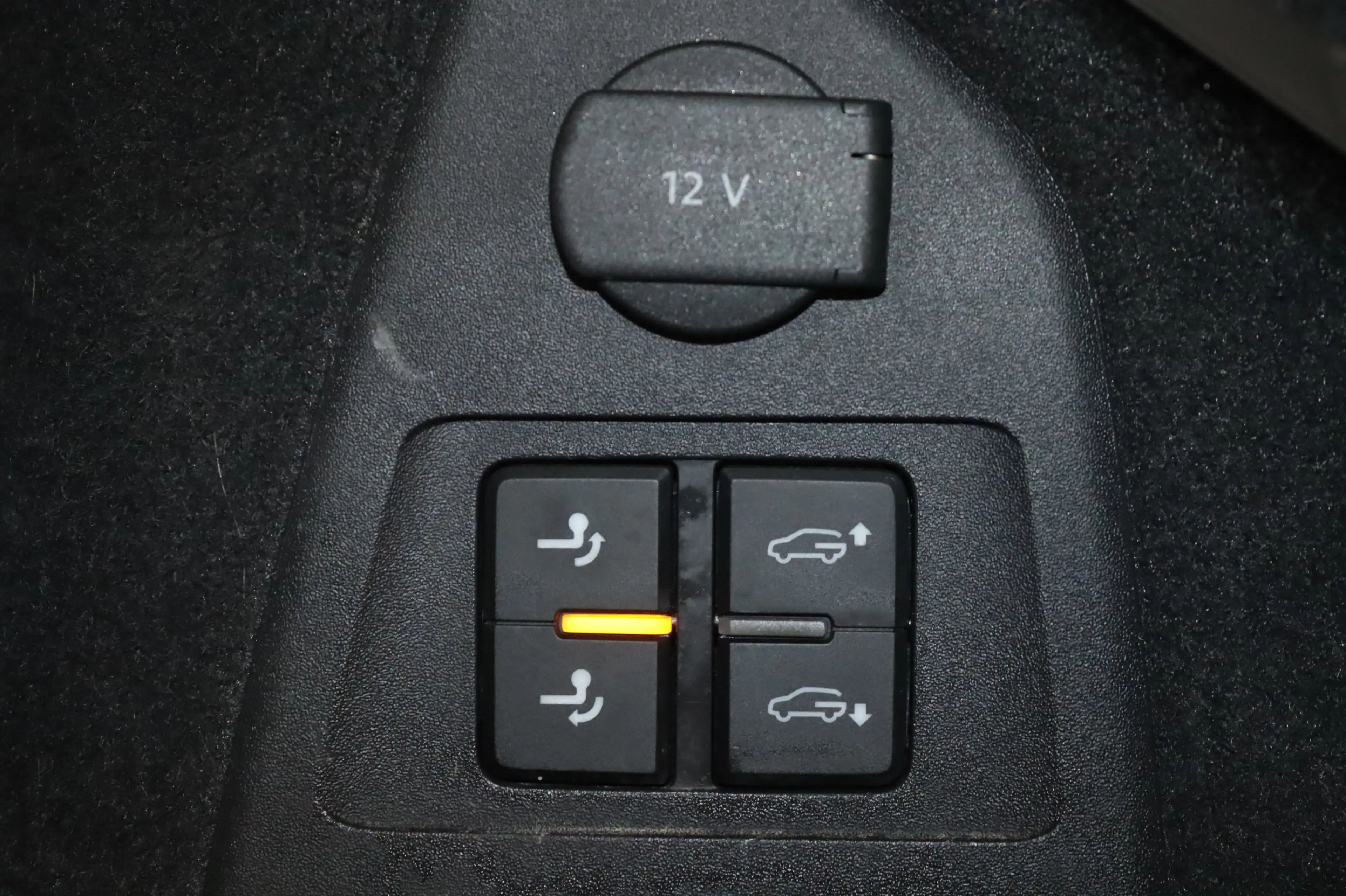 Volkswagen Touareg R Line Black 4M.-PANO-SOFT-LUFT-MATRIX- — photo 9