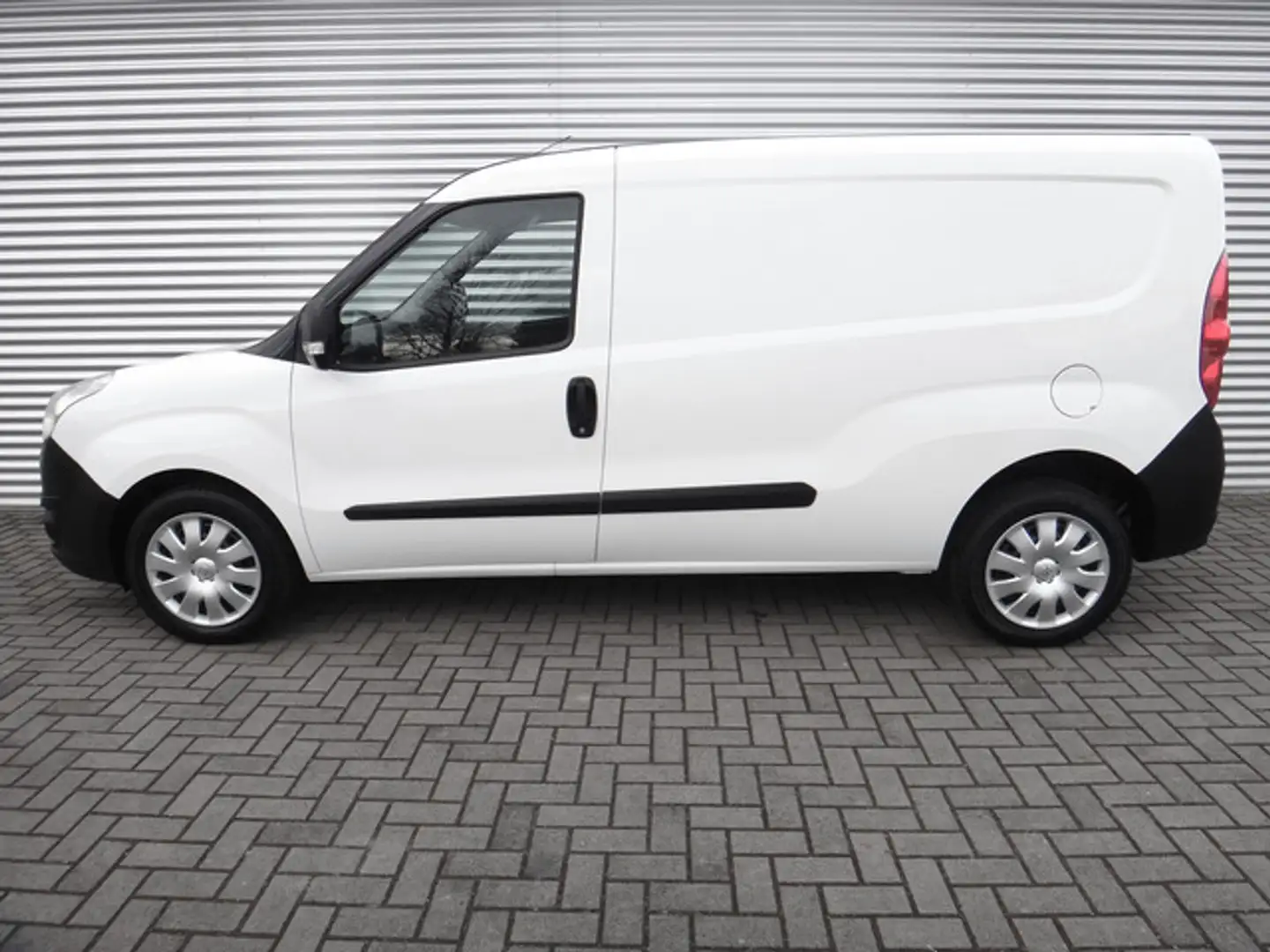 Opel Combo 1.4  LANG Gerne Finanzierung +++ Biały - 2