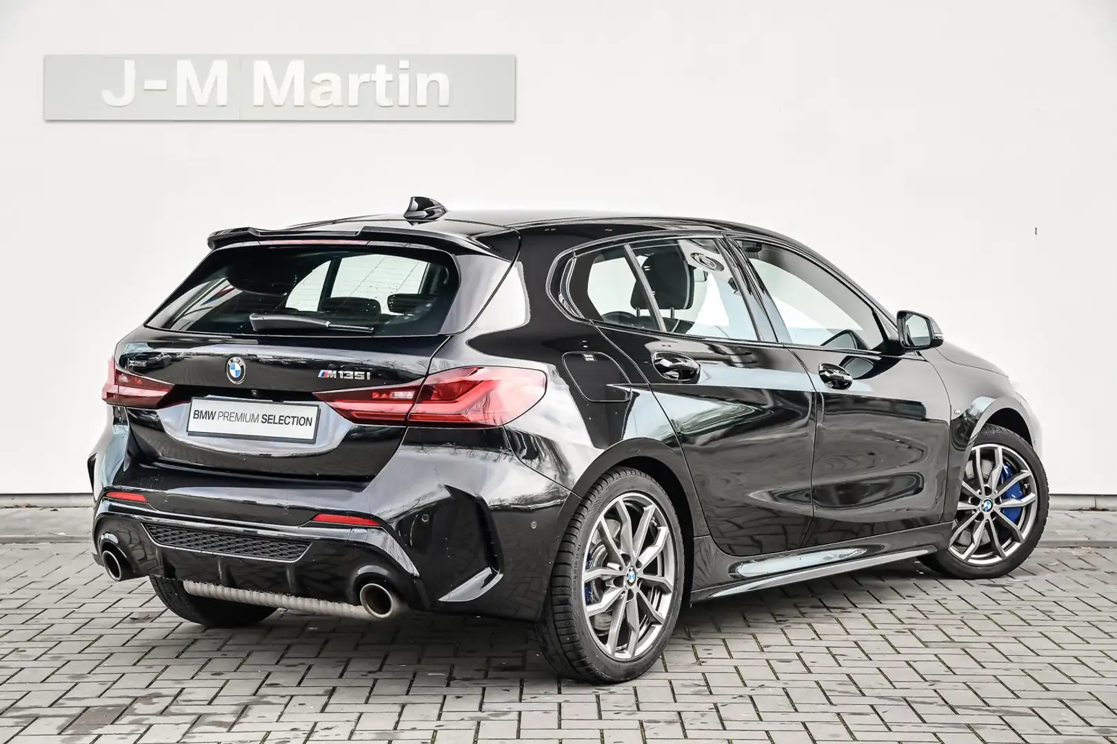 BMW 135 *NEW PRICE: 66.870€* - 2ans/jaar garantie Zwart - 2