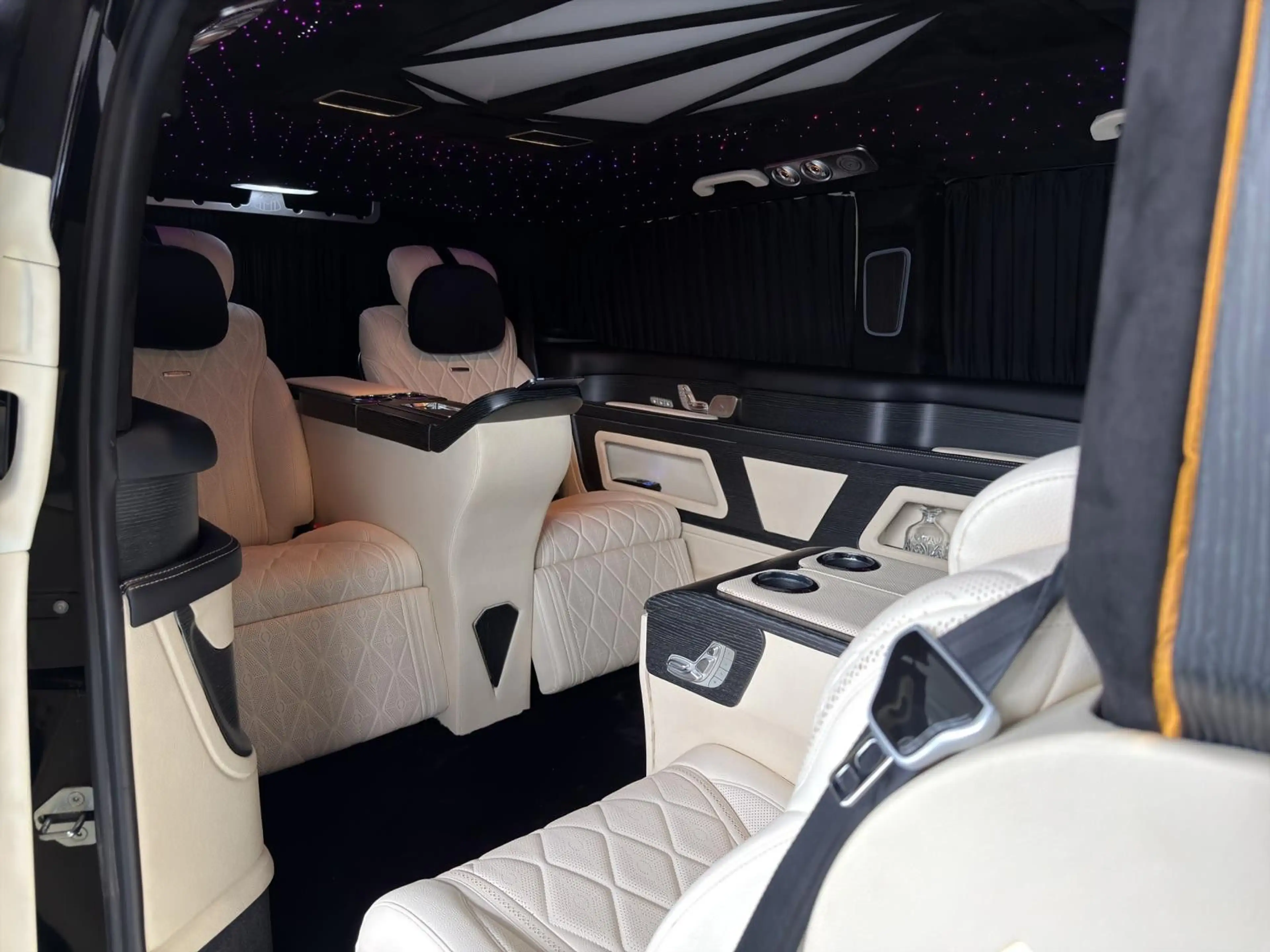 Mercedes-Benz Vito Extralang LUXUS VIP umbau*6 SITZER*LEDER*TV — photo 11