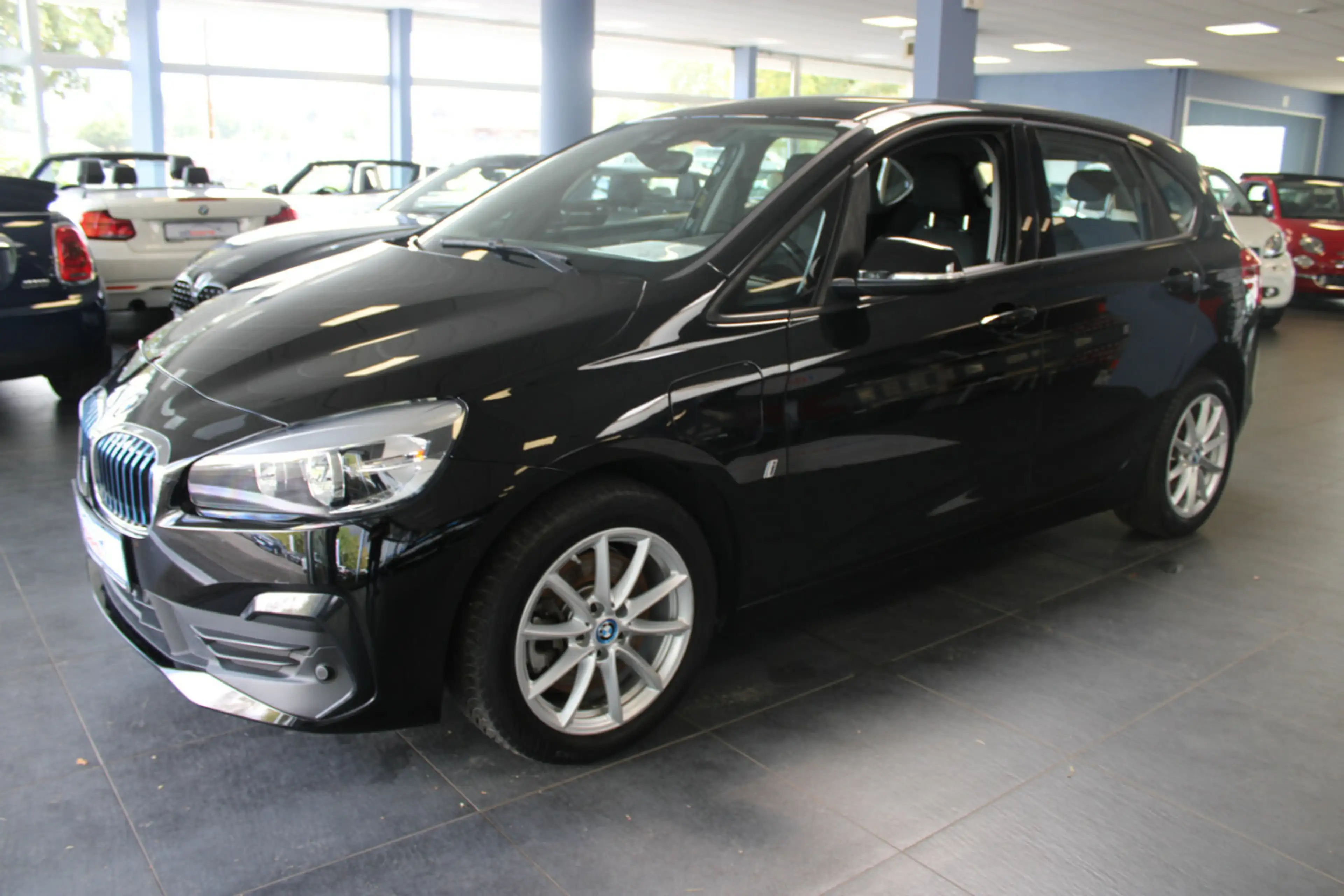 BMW 225 xe iPerformance — photo 3