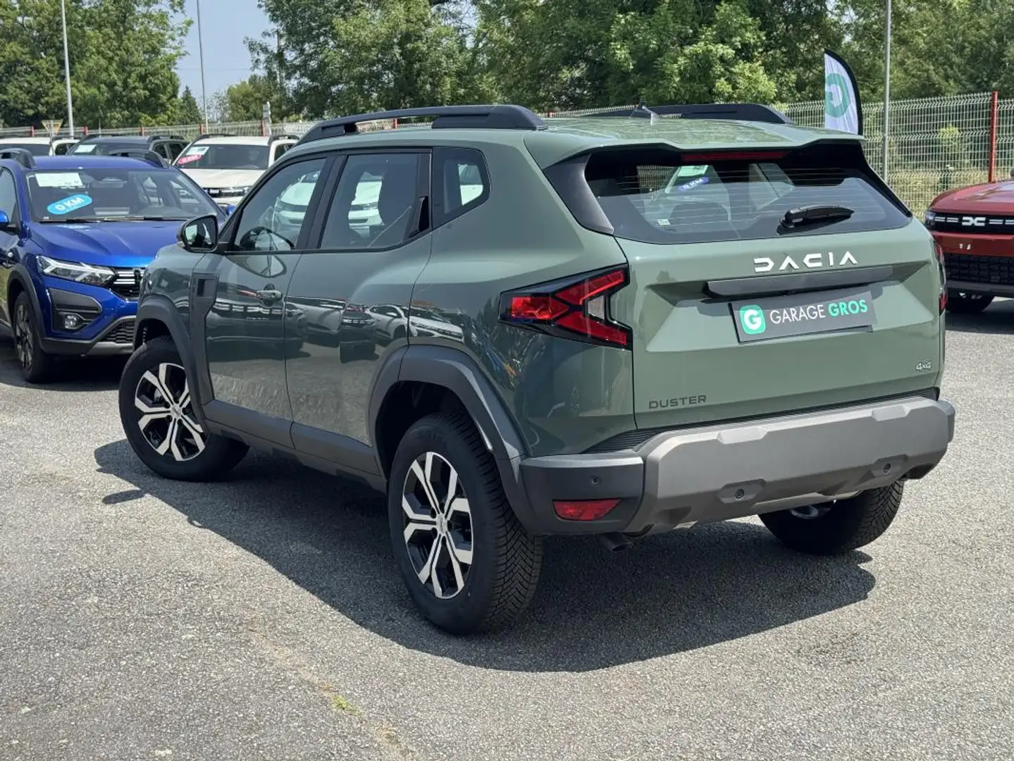 Dacia Duster TCe 130 4x4 Expression Vert - 2