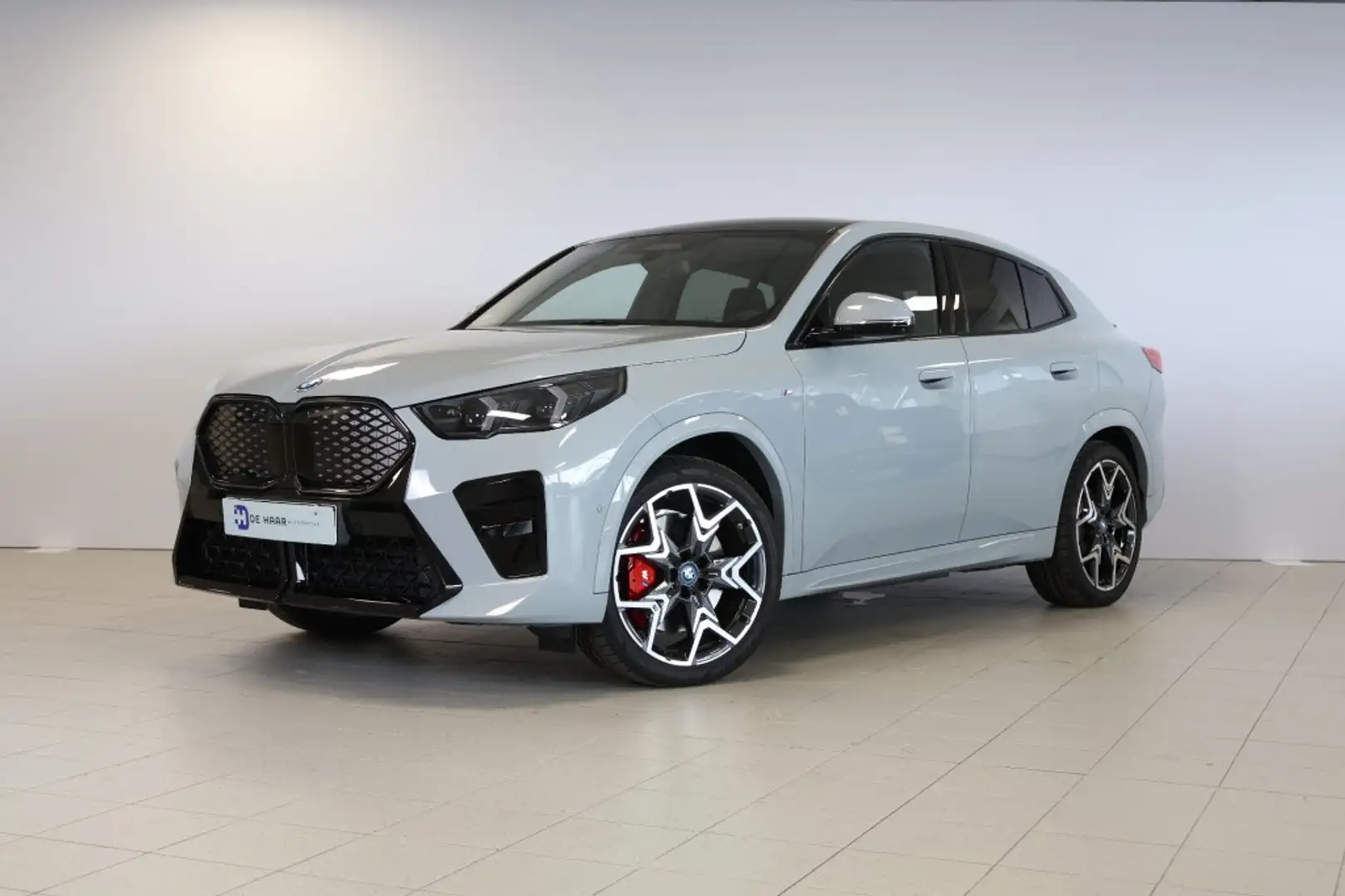 BMW iX2 xDrive30 M Sport Pro - Head-Up - Pano - Harman/Kar Gris - 2