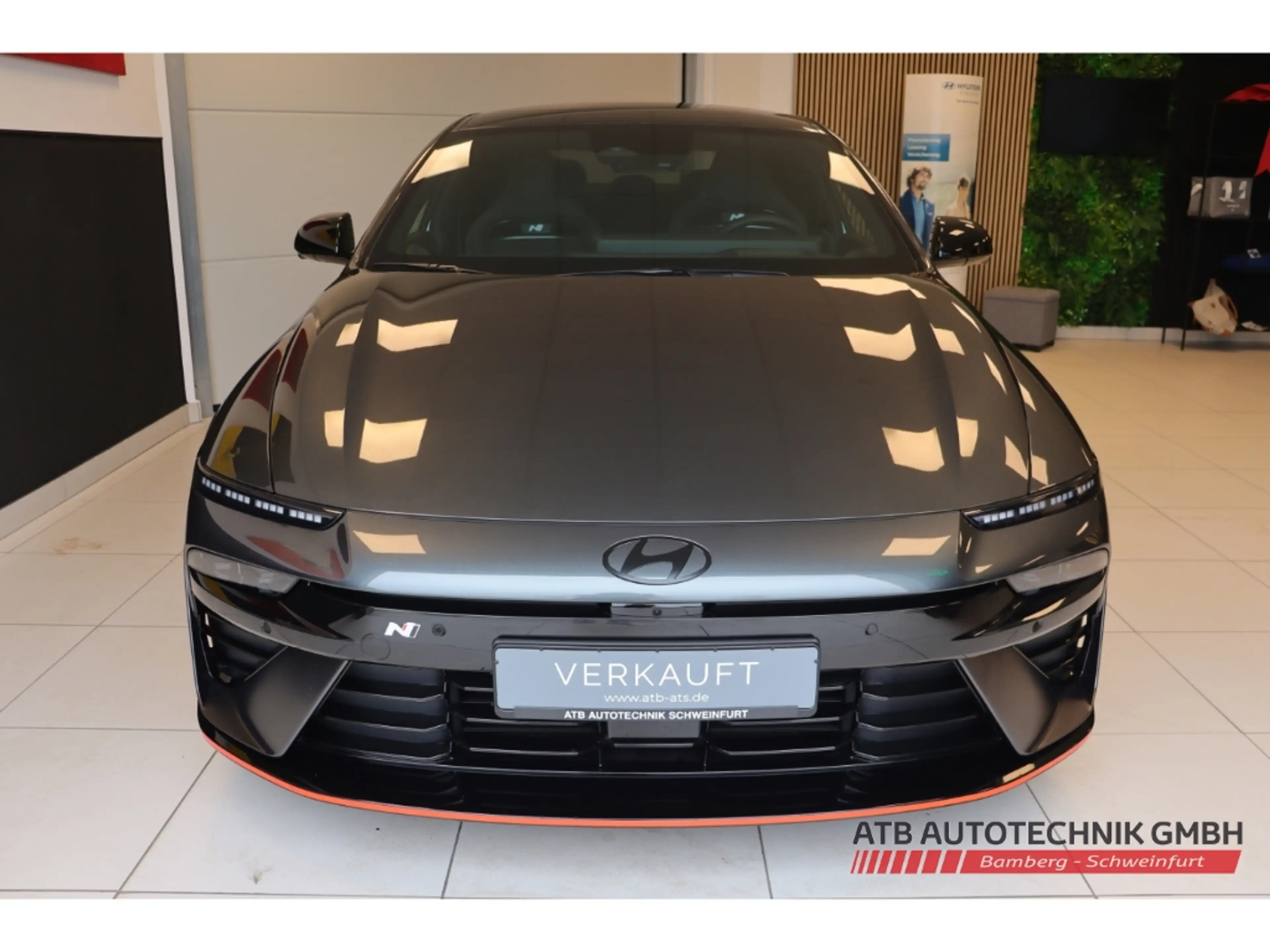 Hyundai IONIQ 6 84kWh 609PS 4WD Sitzpaket Panoramadach — photo 3