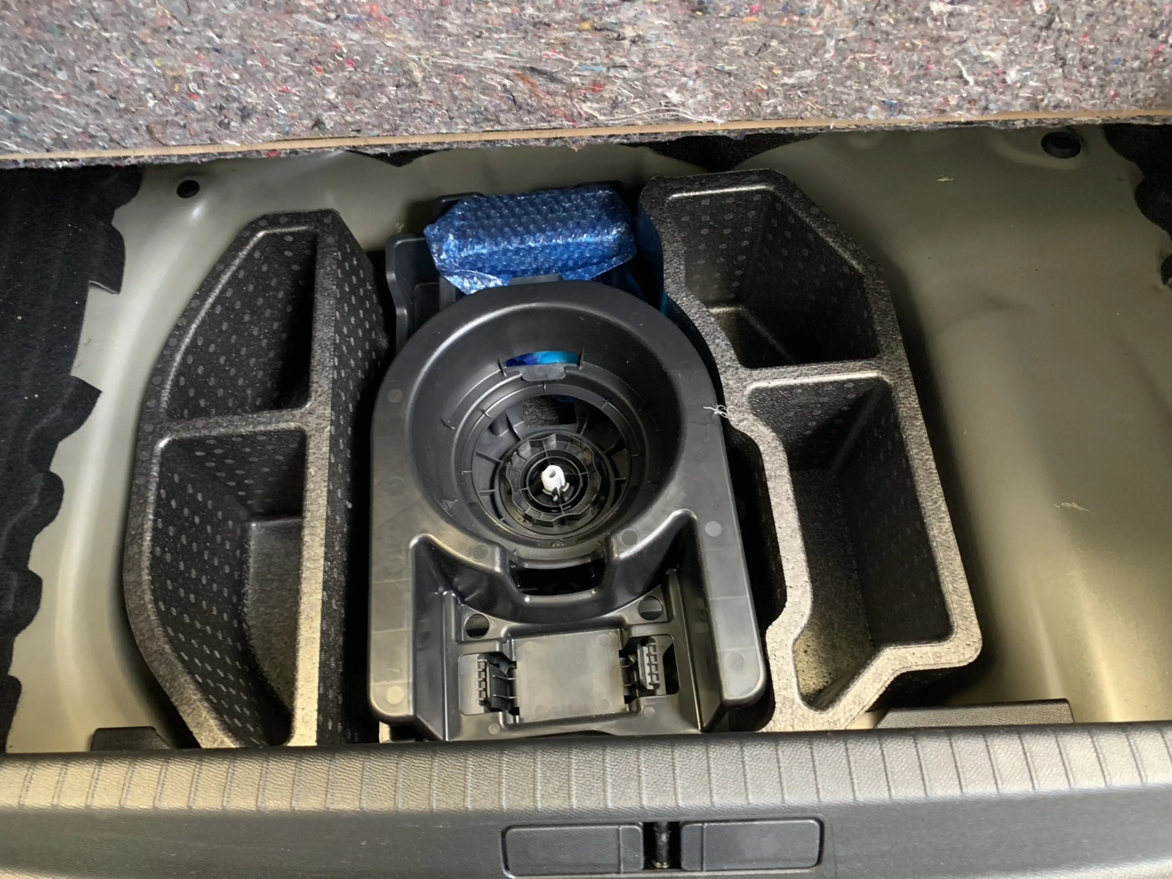 Peugeot 208 1.2 PureTech Allure 100PK LEDER-CAMERA-NAVI by CAR — photo 39