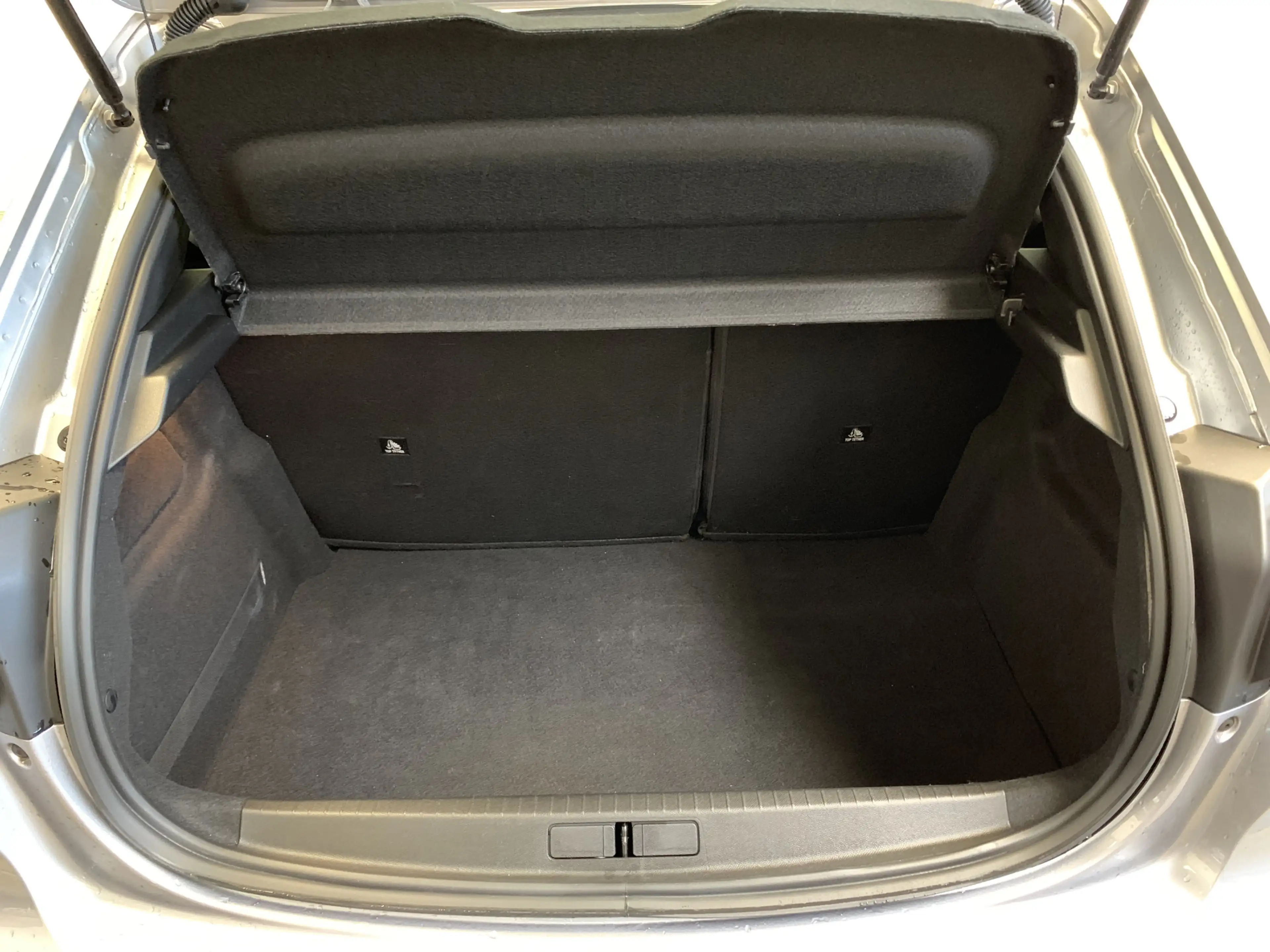 Peugeot 208 1.2 PureTech Allure 100PK LEDER-CAMERA-NAVI by CAR — photo 38