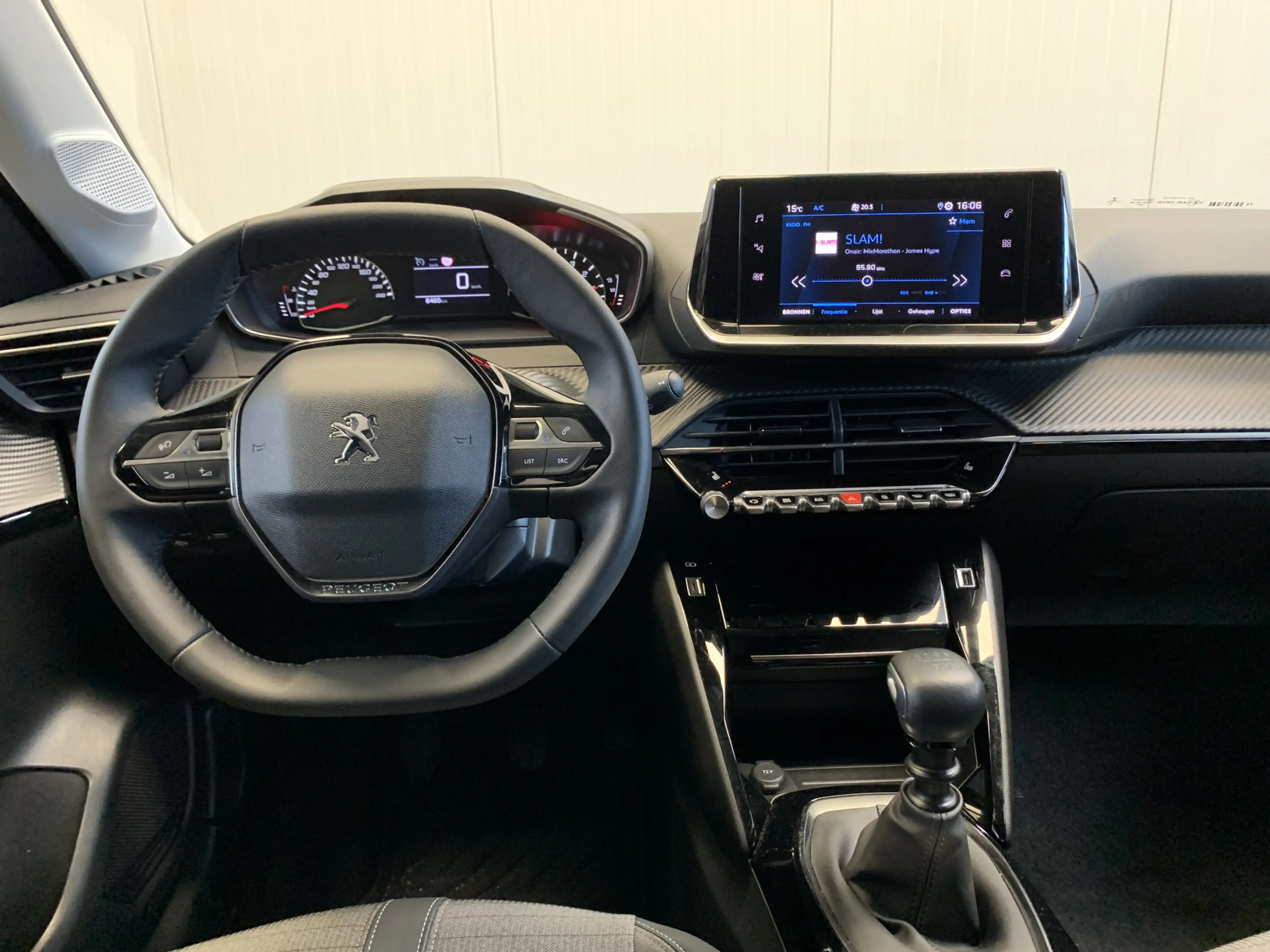 Peugeot 208 1.2 PureTech Allure 100PK LEDER-CAMERA-NAVI by CAR — photo 5