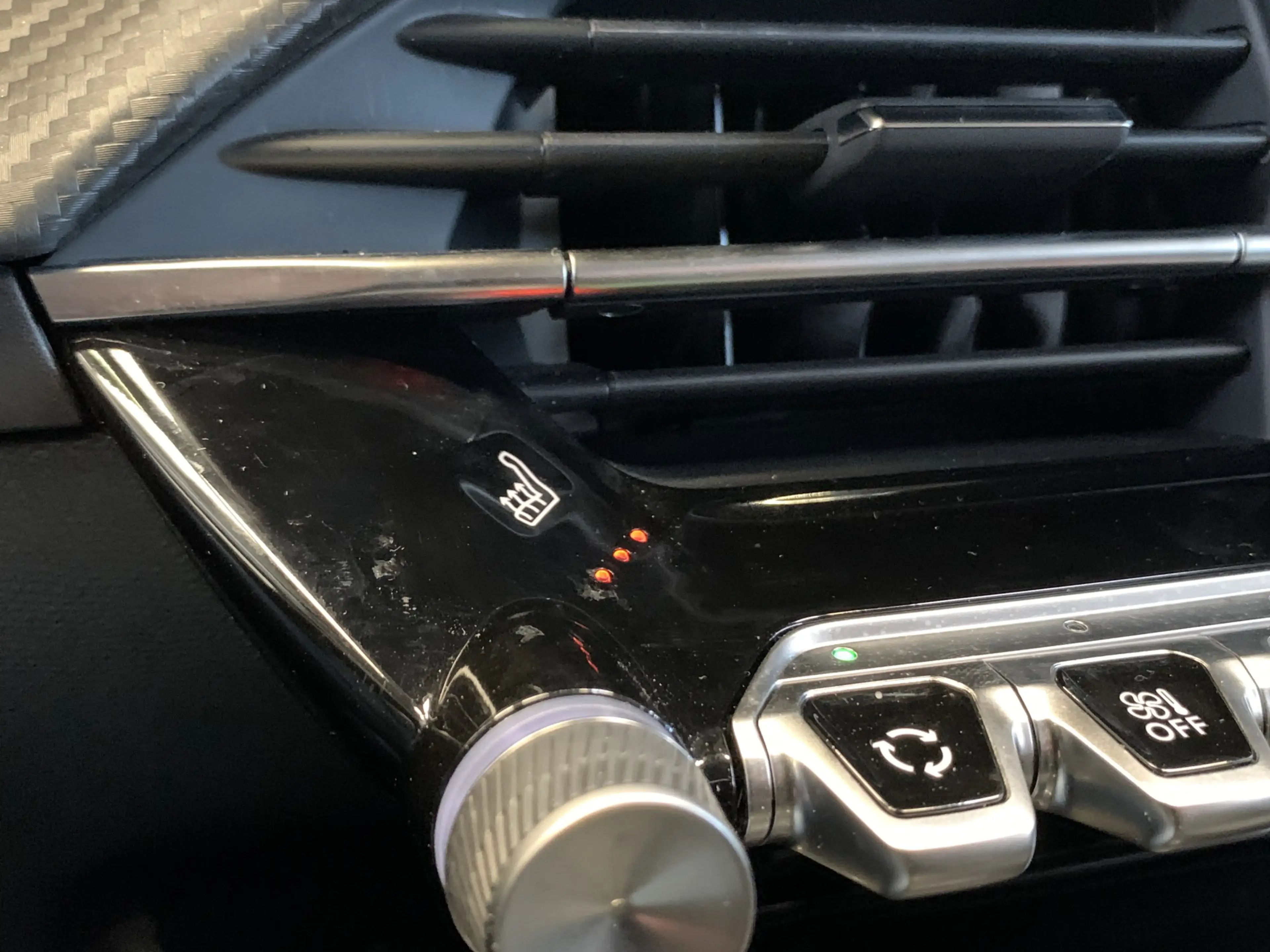 Peugeot 208 1.2 PureTech Allure 100PK LEDER-CAMERA-NAVI by CAR — photo 27