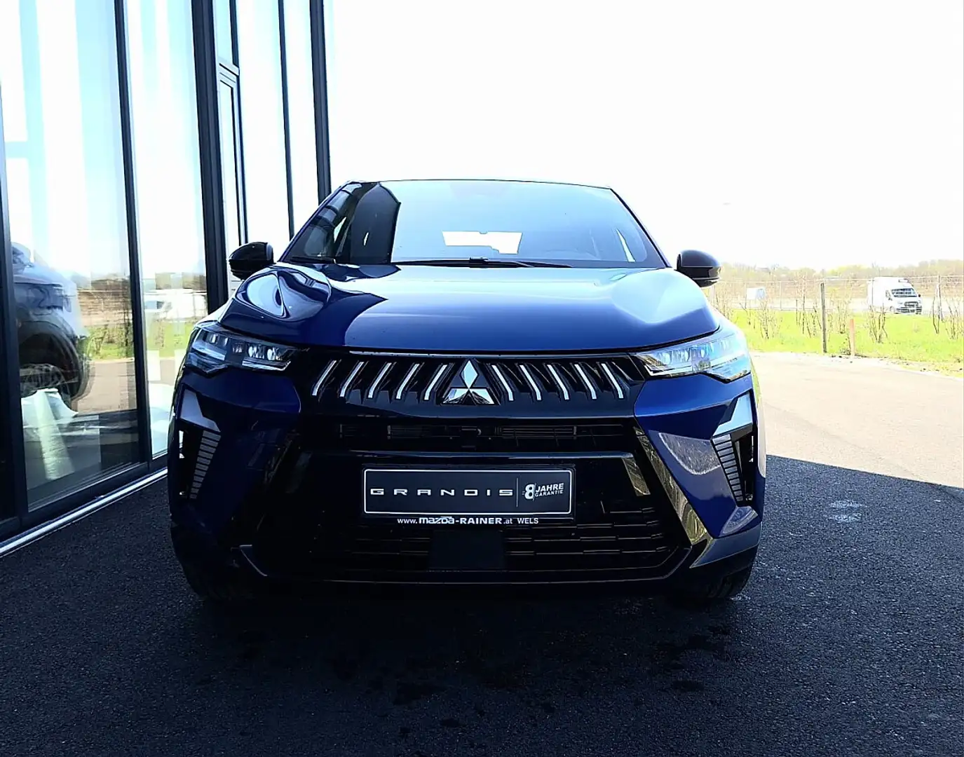 Mitsubishi Grandis 1,8 HEV Invite C Blau - 2