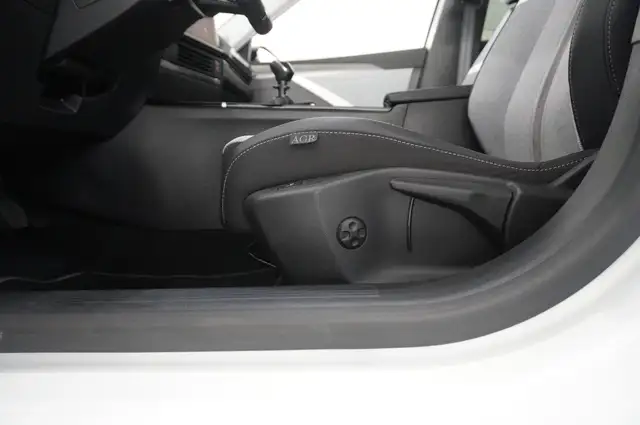 Opel Astra view 12