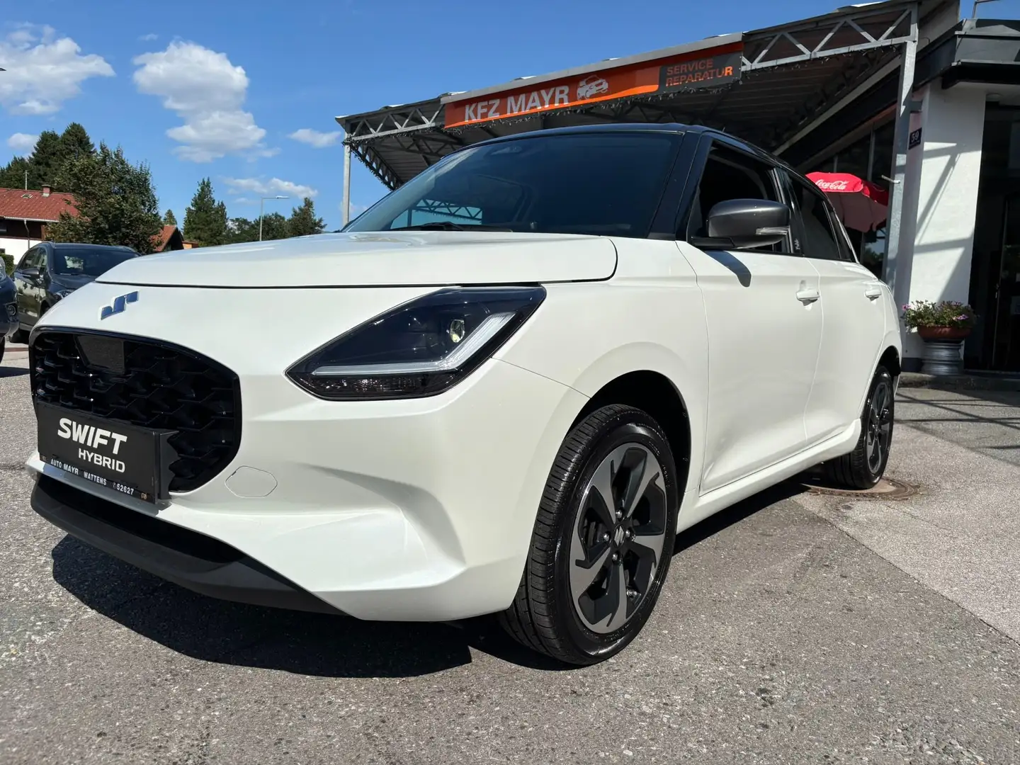 Suzuki Swift 1,2 Hybrid Allgrip Flash Weiß - 1