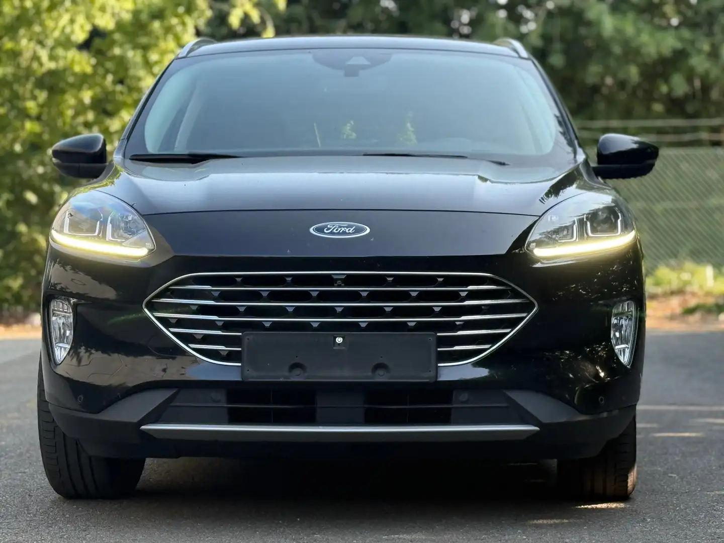 Ford Kuga 2.5 EcoBoost  PHEV Titanium-53000km-2021-plug in Zwart - 1