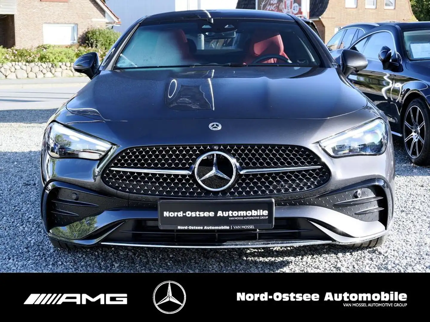 Mercedes-Benz CLE 200 AMG Premium Pano Distronic 20" Burmester Grau - 2