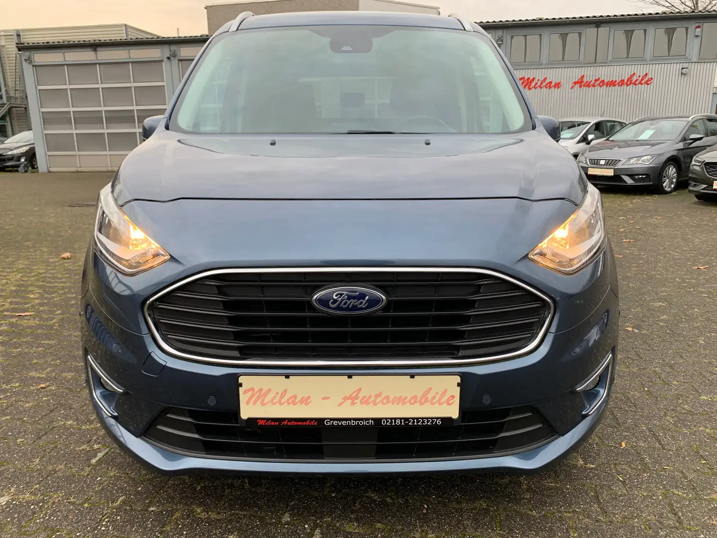 Ford Tourneo Connect Titanium Navi-Alu-2xSchiebet.-AHK-SHZG-R.Kam-33Tkm Blau - 2