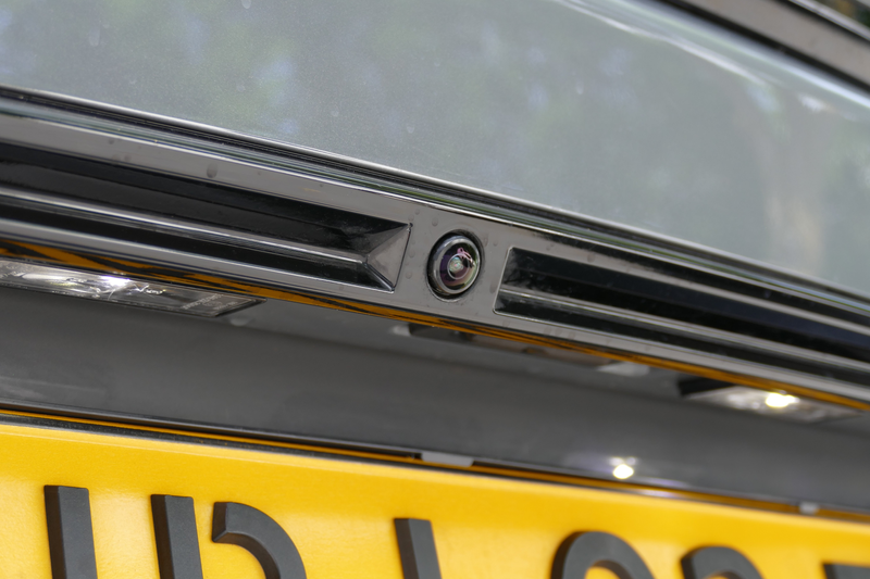 Peugeot e-2008 EV 156PK 54KWH ALLURE AUTOMAAT CAMERA V+A / 17"LMV — photo 6