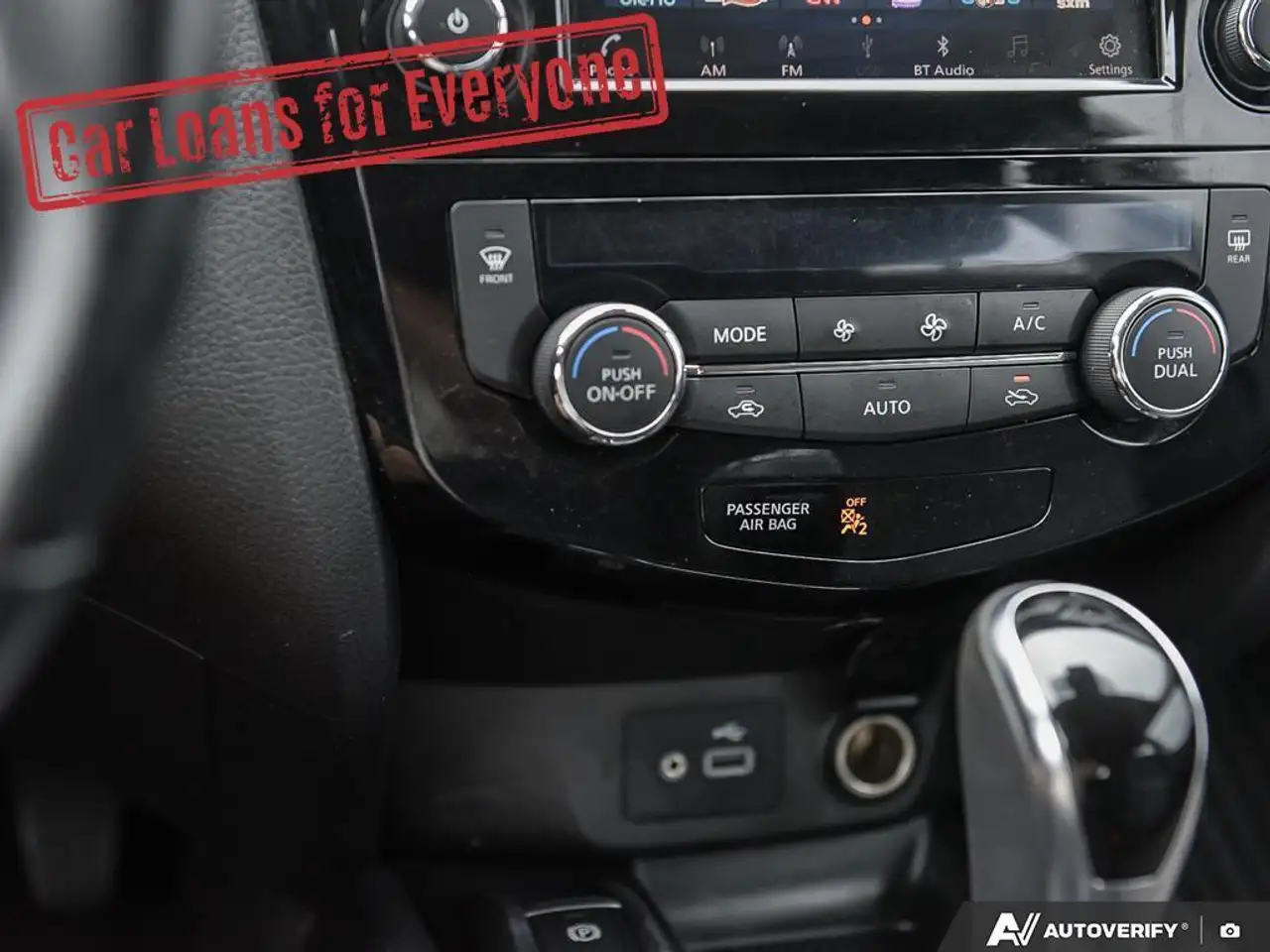Nissan Qashqai снимка Nissan Qashqai
