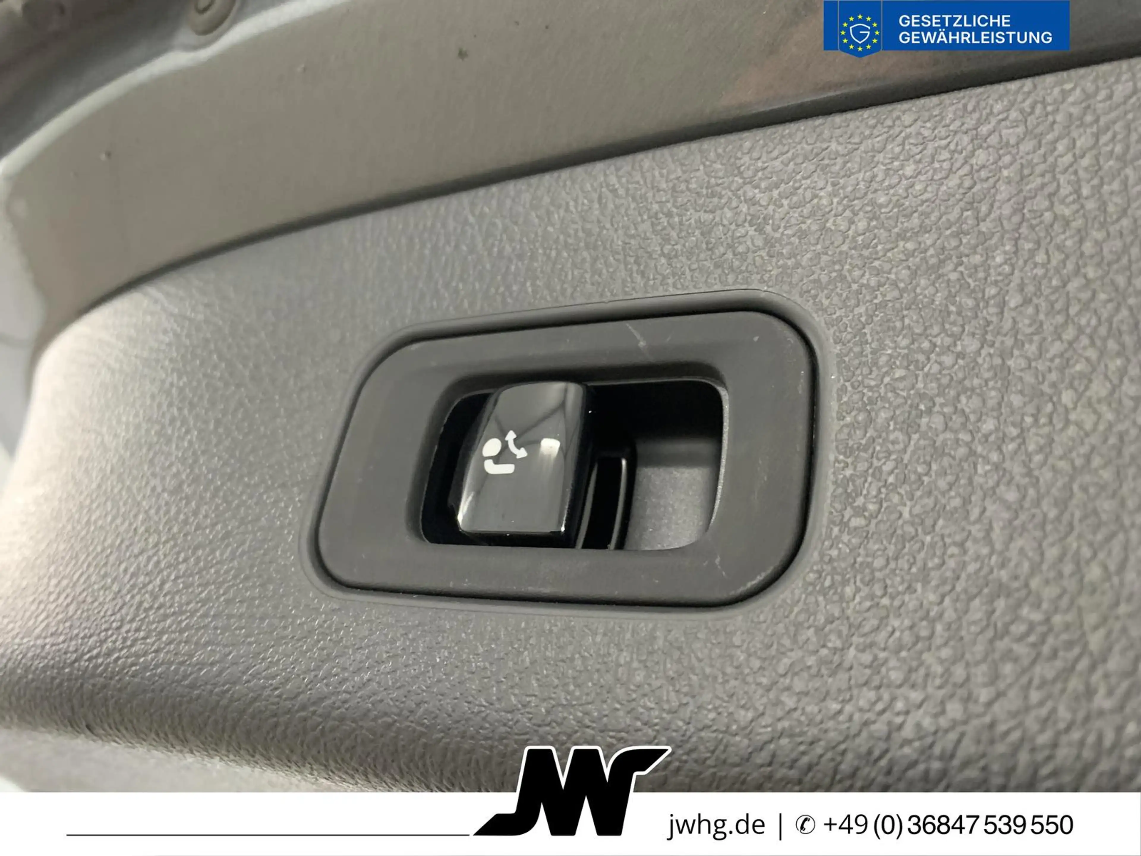 Mercedes-Benz GLC 220 4M Avantgarde NewMod|Distr+|Kam|Memo|AHK — photo 14
