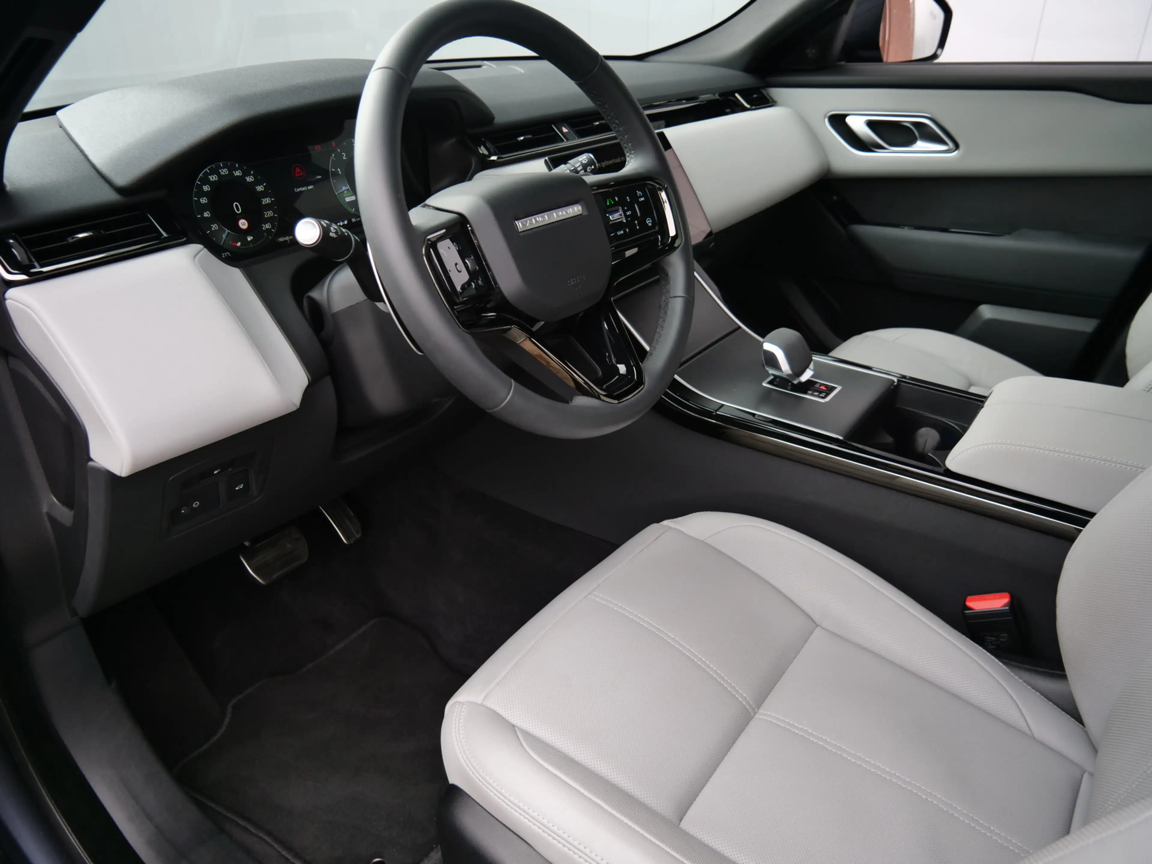 Land Rover Range Rover Velar 2.0 P400e AWD Dynamic PHEV 404 Pk Automaat Leder / — photo 21