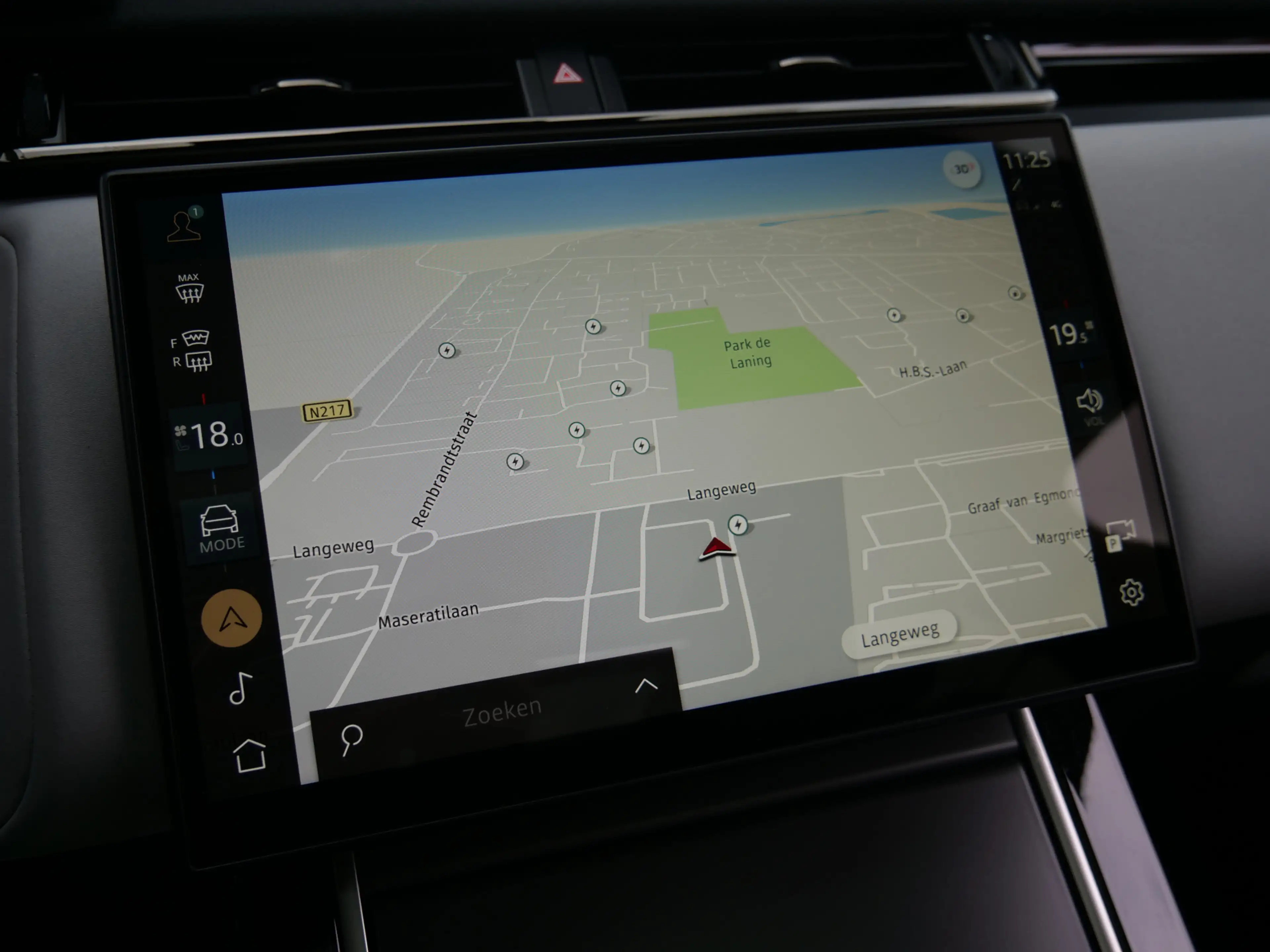 Land Rover Range Rover Velar 2.0 P400e AWD Dynamic PHEV 404 Pk Automaat Leder / — photo 25