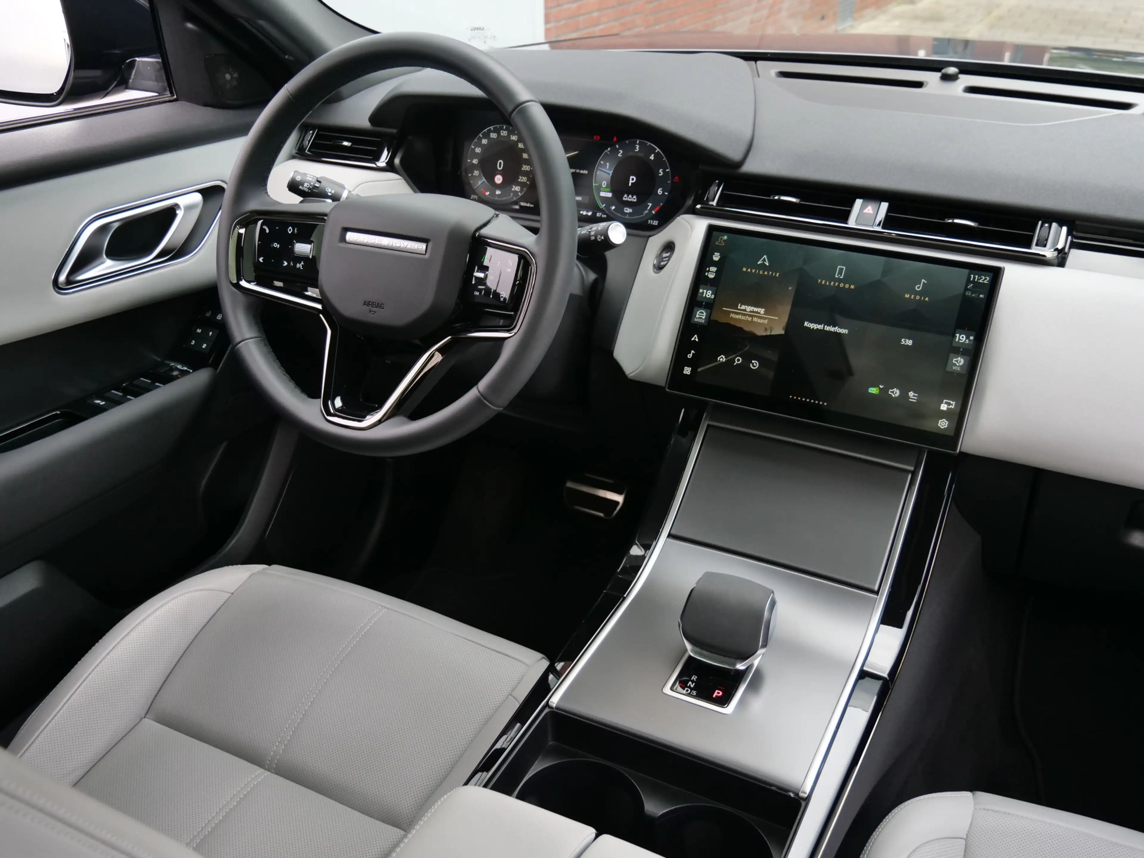 Land Rover Range Rover Velar 2.0 P400e AWD Dynamic PHEV 404 Pk Automaat Leder / — photo 36