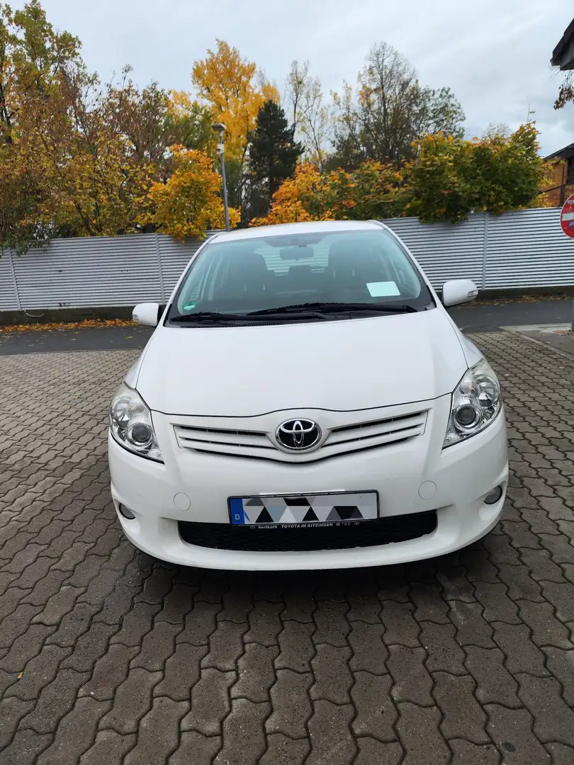Toyota Auris 1.6 Edition - 2