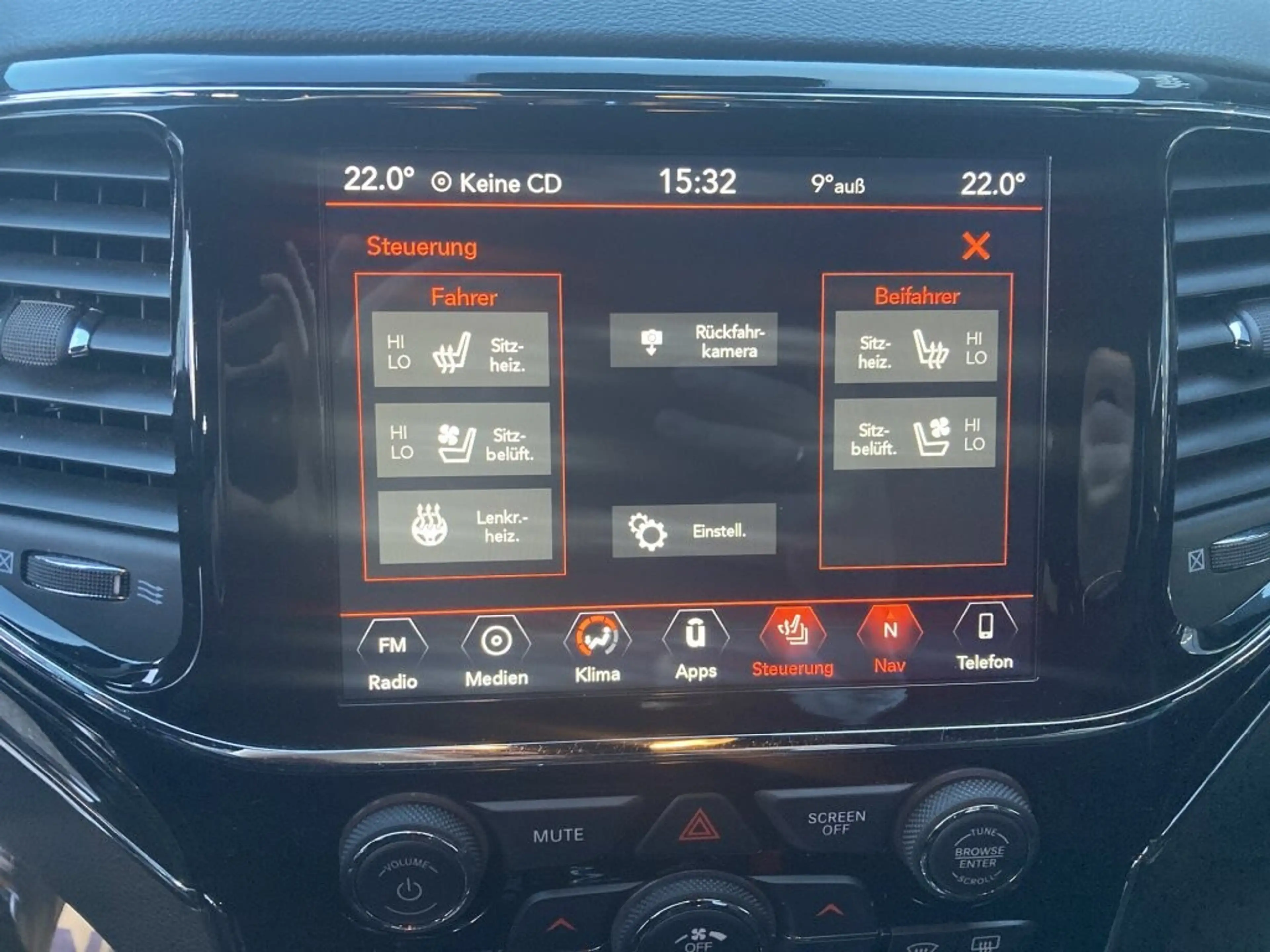 Jeep Grand Cherokee 3,0 V6 CRD Trailhawk — photo 14